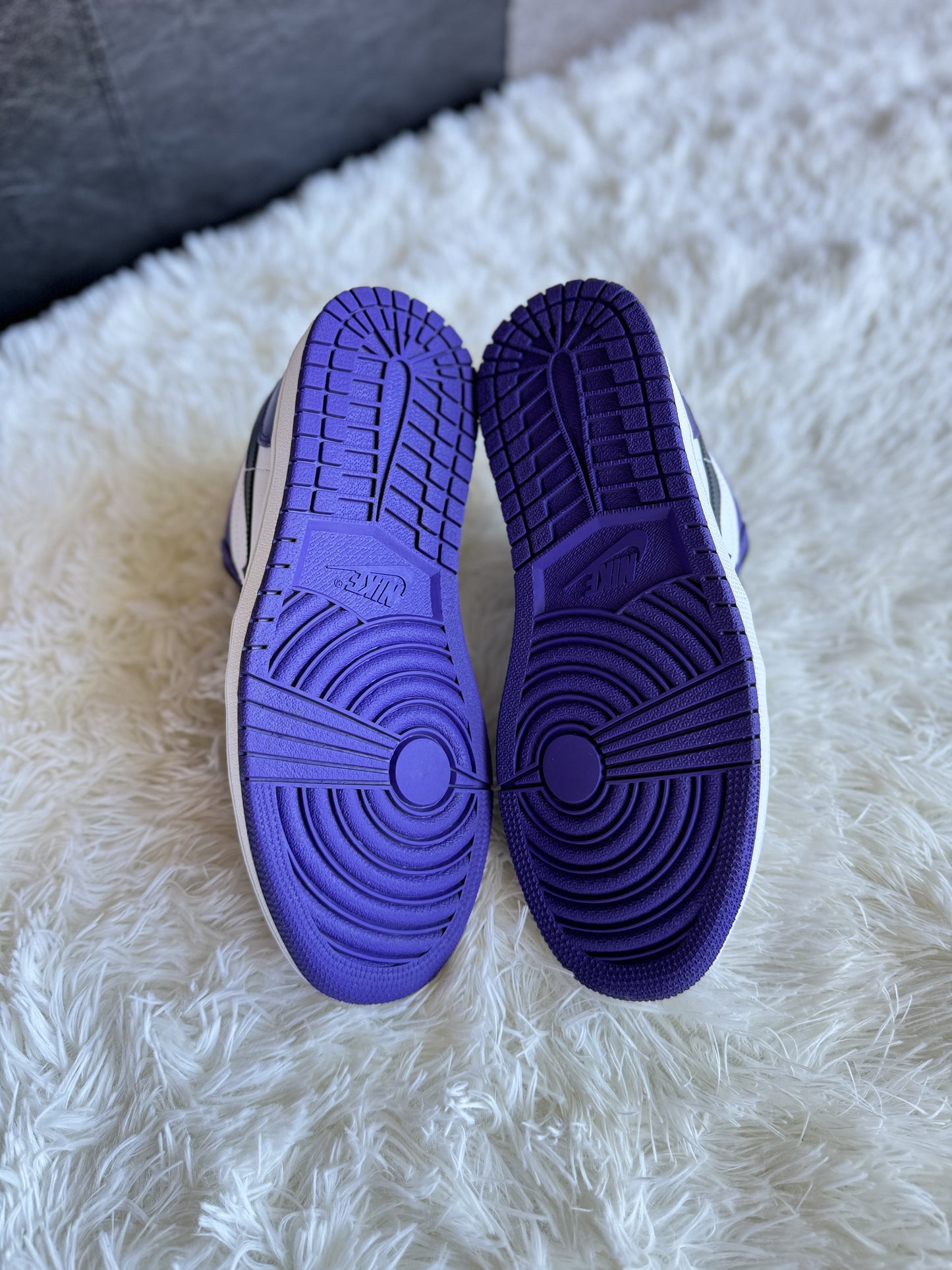 Air Jordan 1 Low Court Purple