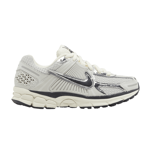 Nike Vomero 5 Photon Dust Metallic