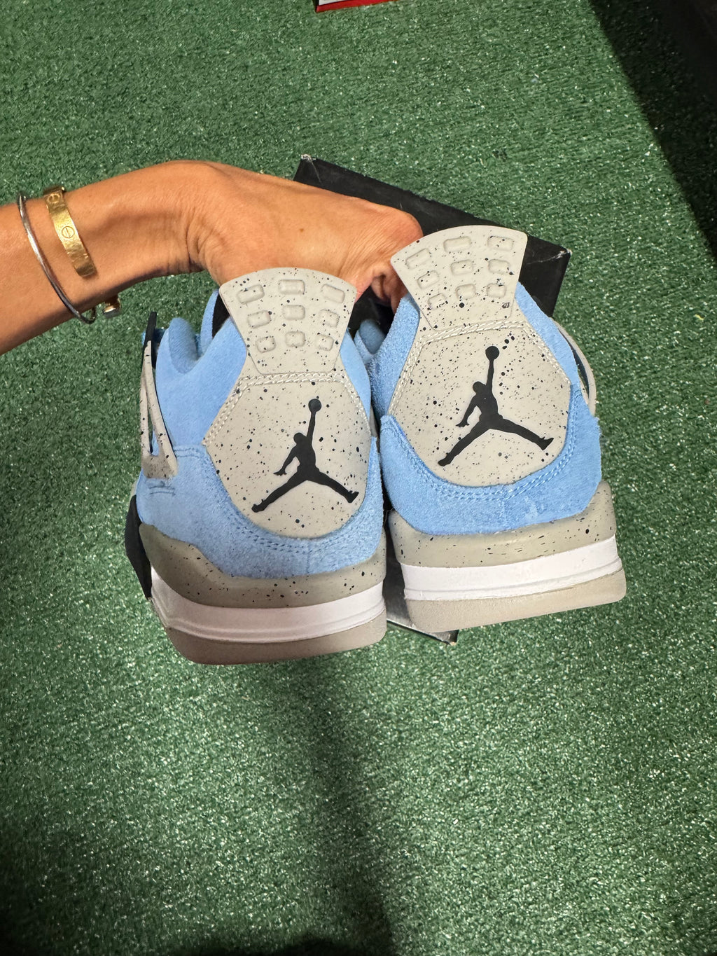 6.5y- Air Jordan 4 Retro UNC