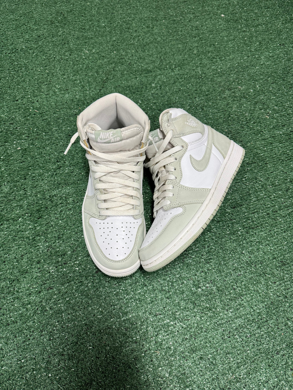 ⭐Air Jordan 1 Retro High OG Seafoam Green