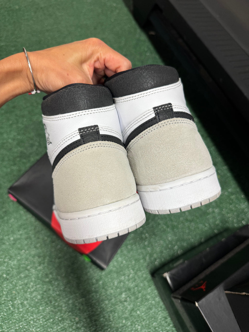 11.5m- Air Jordan 1 Retro High OG Stage Haze