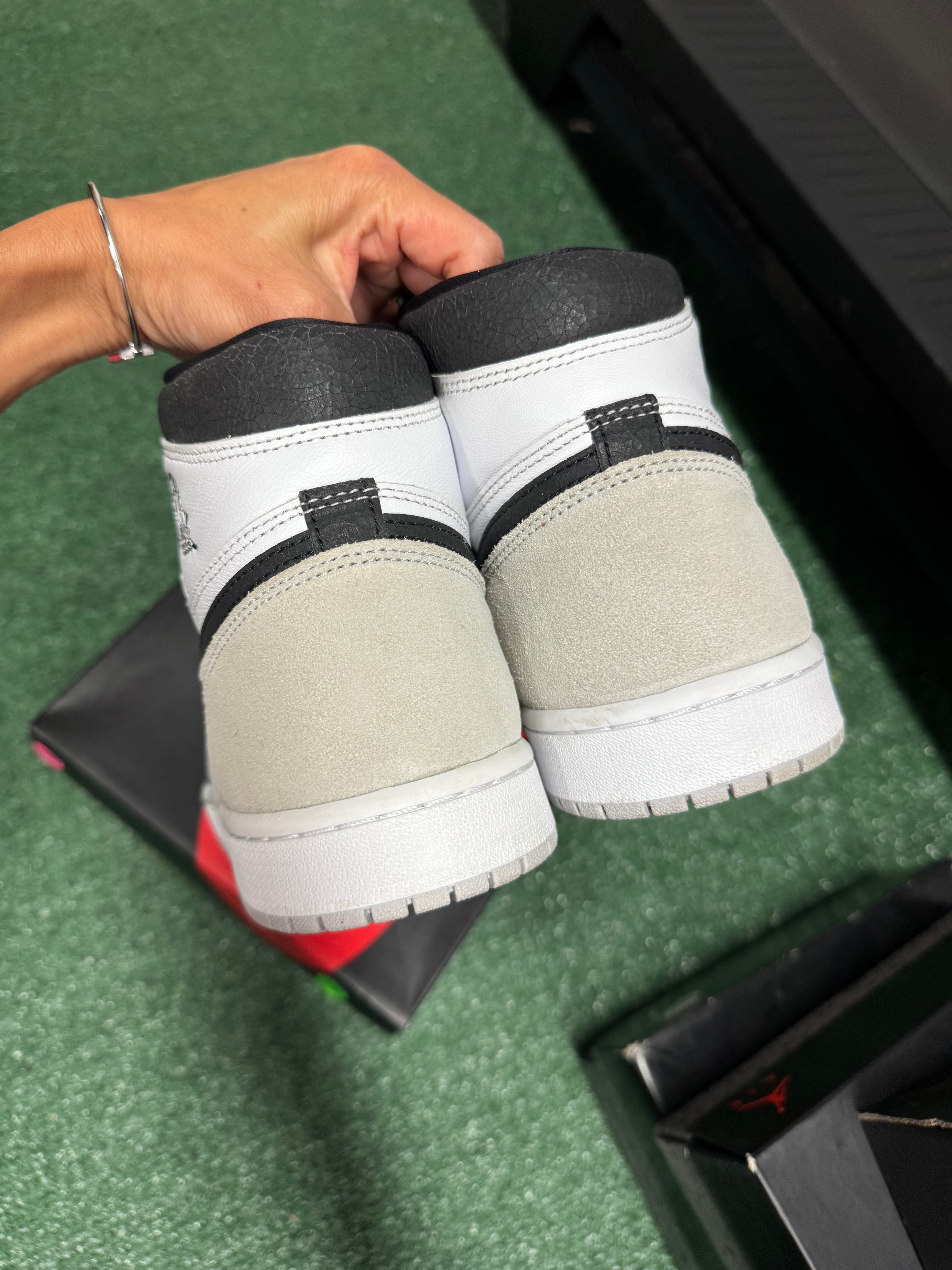 11.5m- Air Jordan 1 Retro High OG Stage Haze