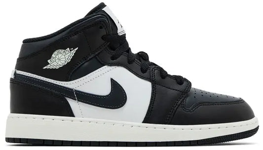 Air Jordan 1 Mid Black Off Noir