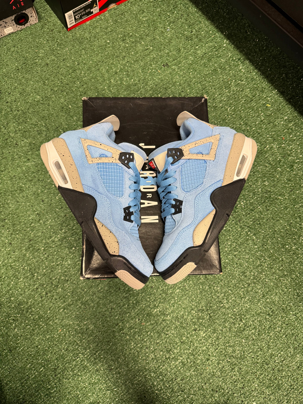 6.5y- Air Jordan 4 Retro UNC