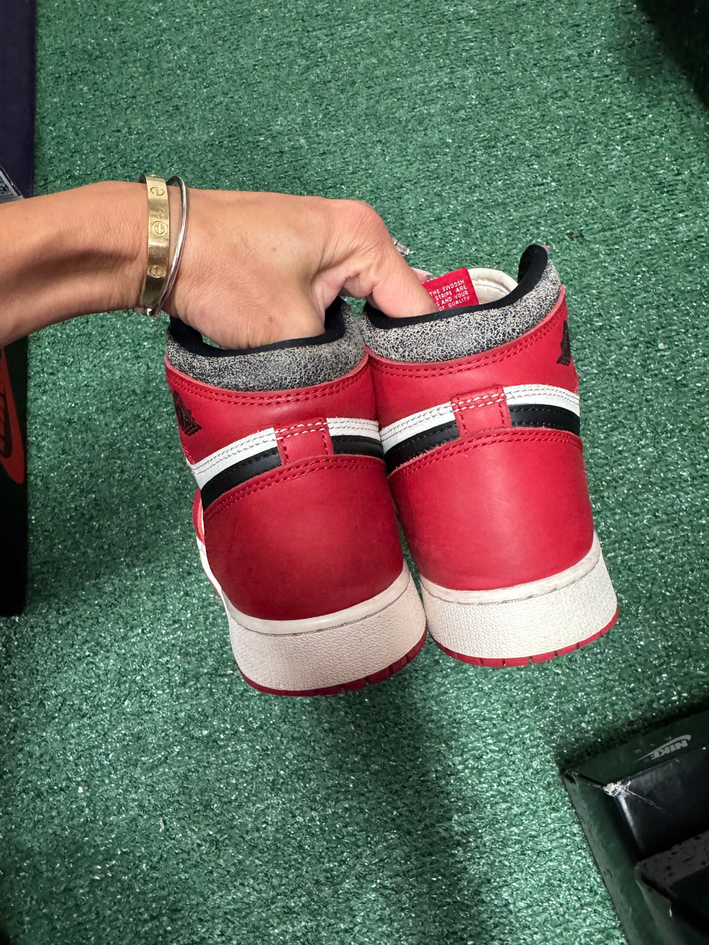 6.5y- Air Jordan 1 Retro High OG Lost & Found