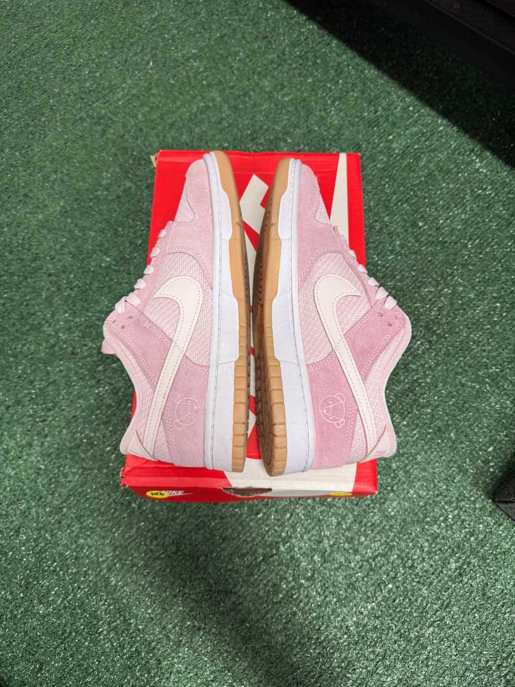 7.5w- Nike Dunk Low Teddy Bear
