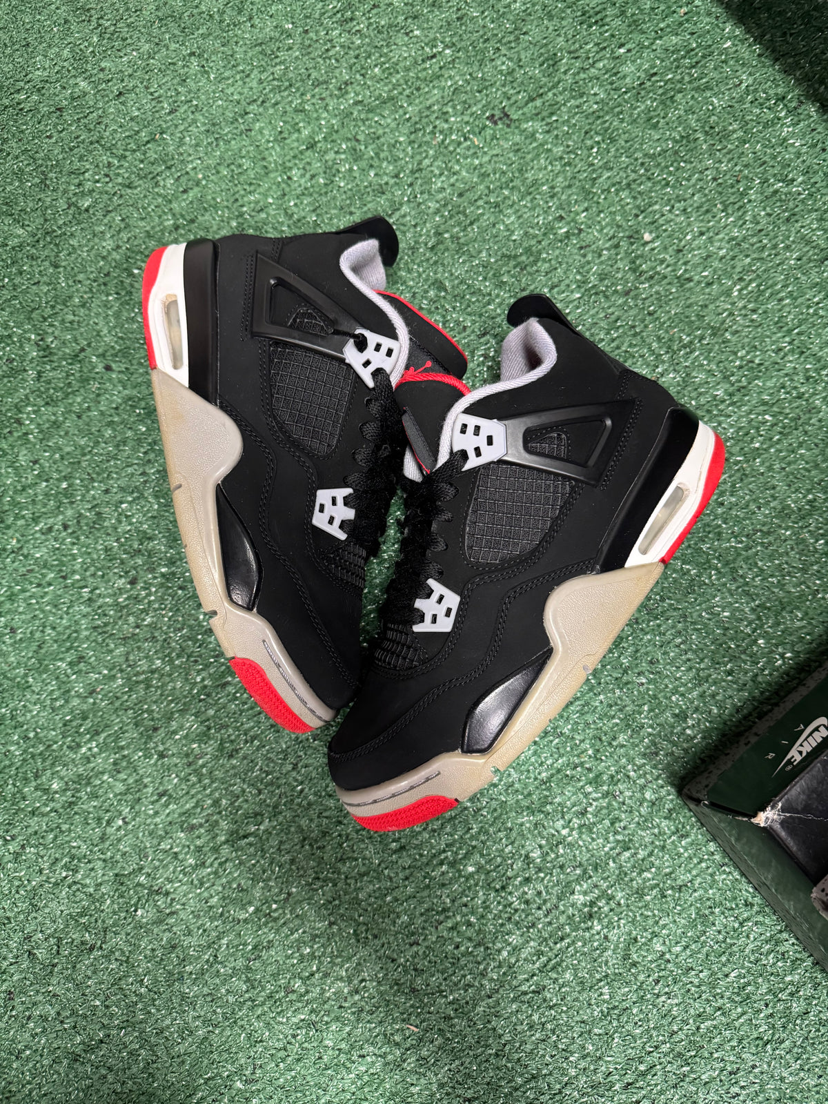 6y- Air Jordan 4 Retro Bred 2019