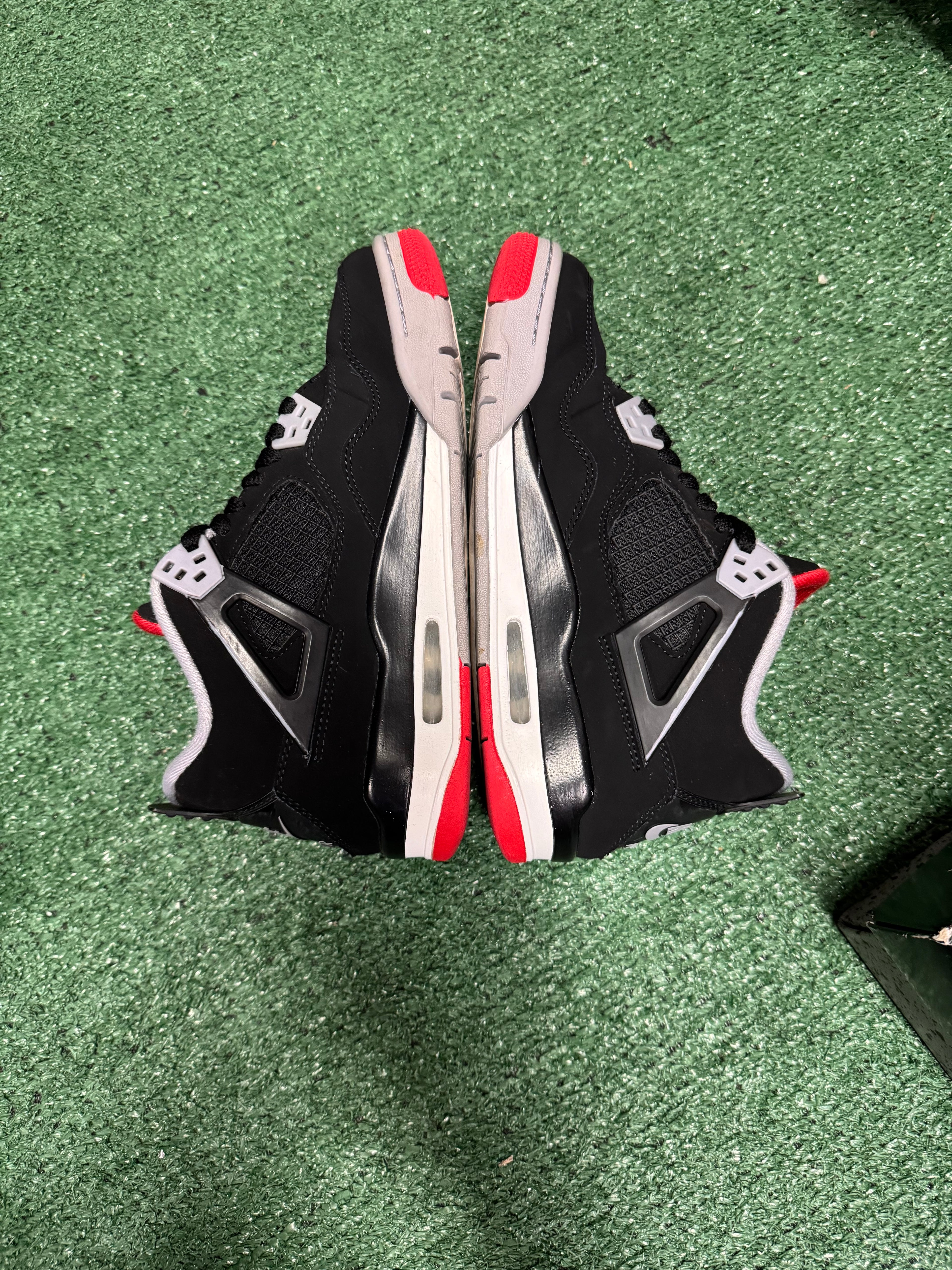 6.5y- Air Jordan 4 Retro Bred 2019