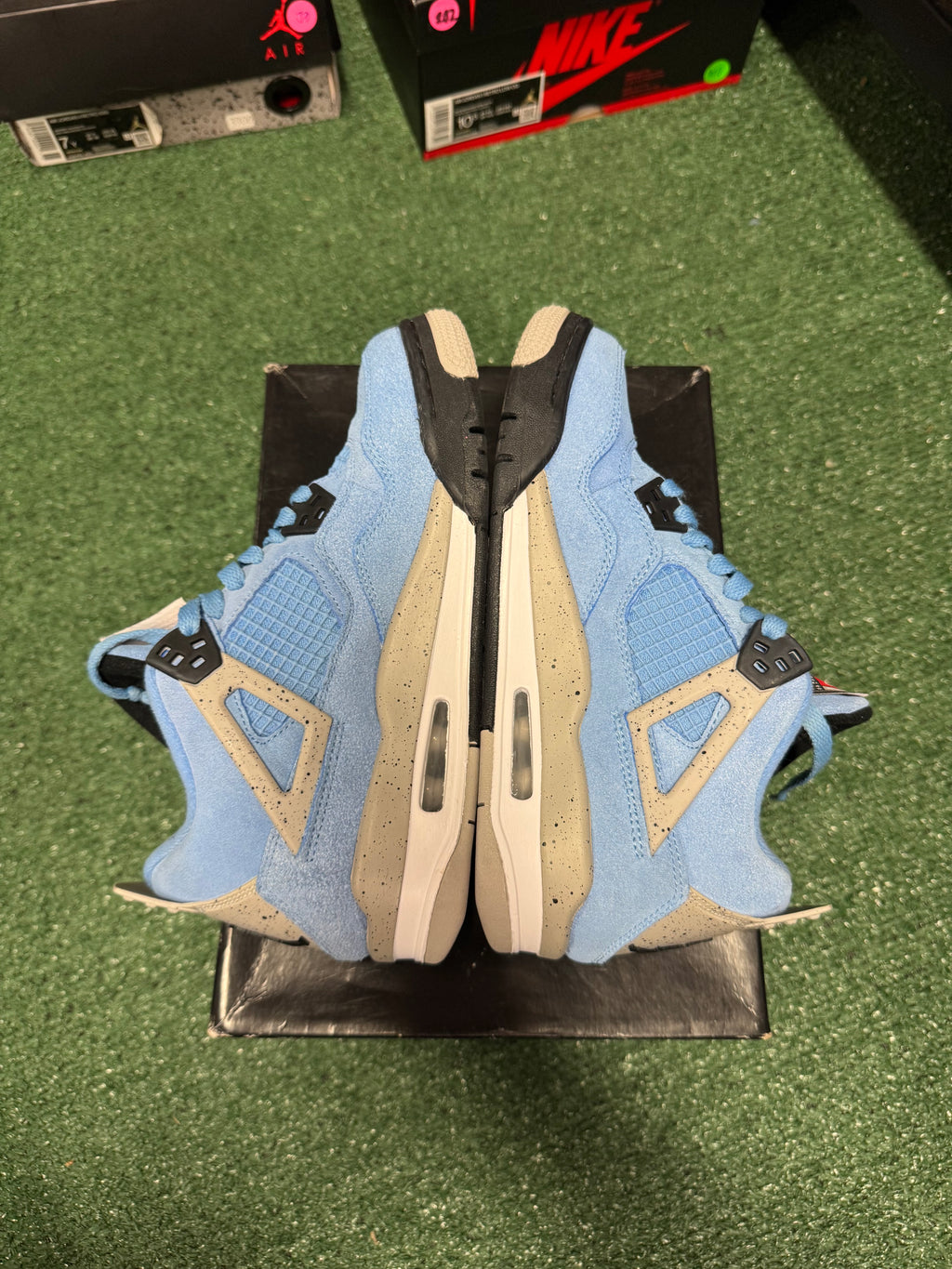 6.5y- Air Jordan 4 Retro UNC