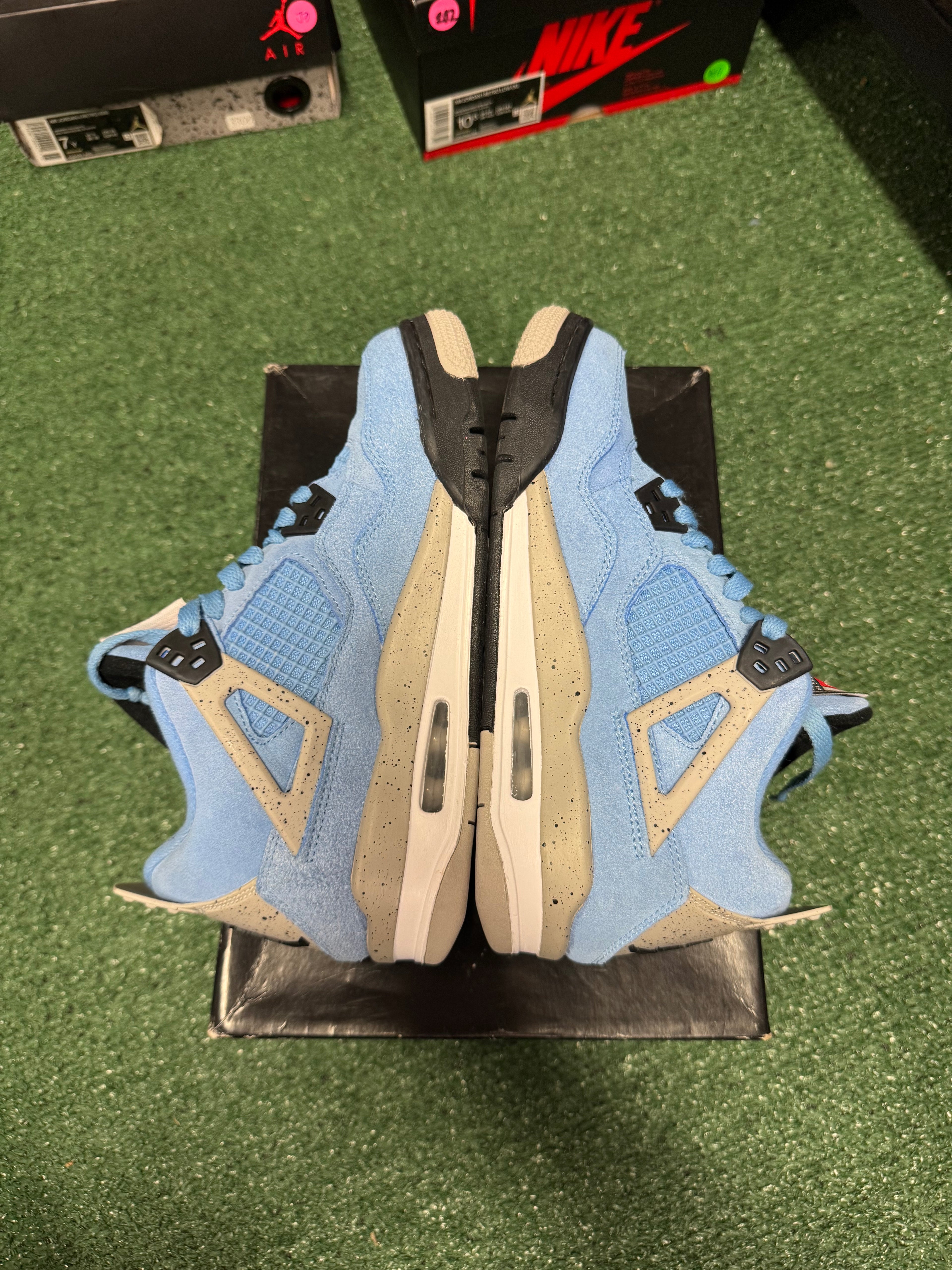 6.5y- Air Jordan 4 Retro UNC