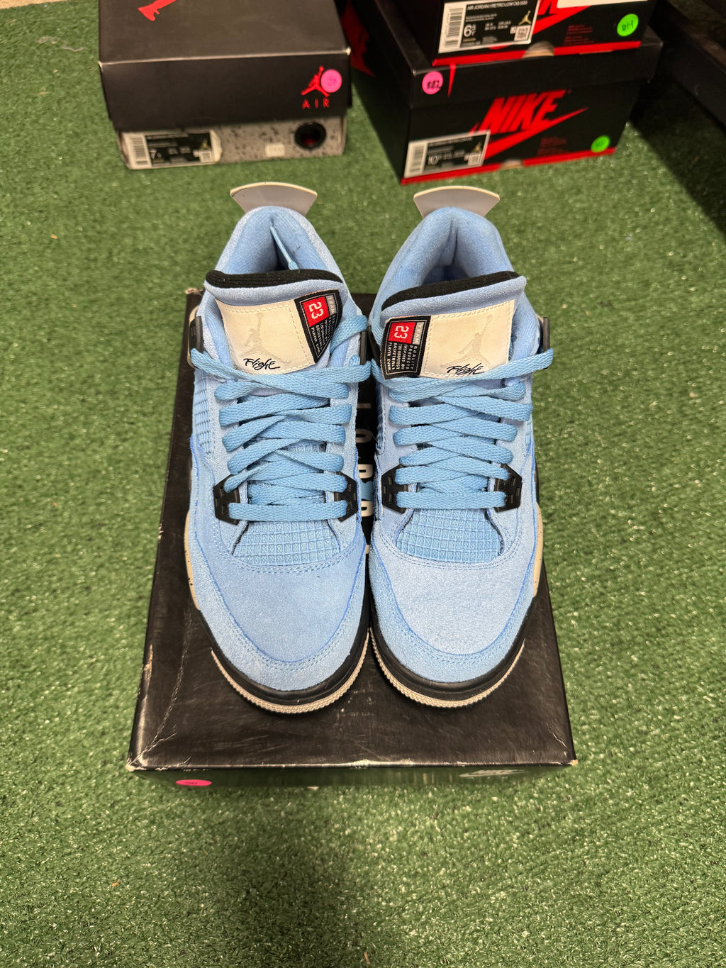 6.5y- Air Jordan 4 Retro UNC