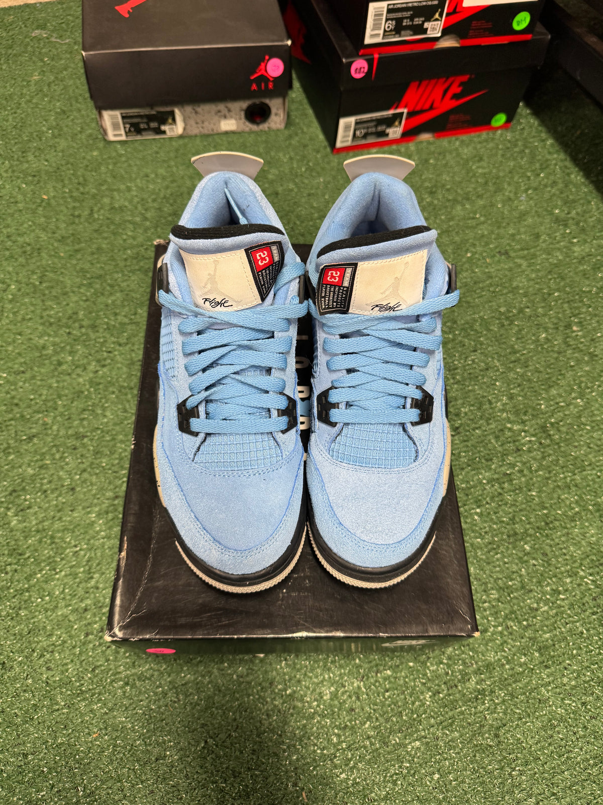 6.5y- Air Jordan 4 Retro UNC