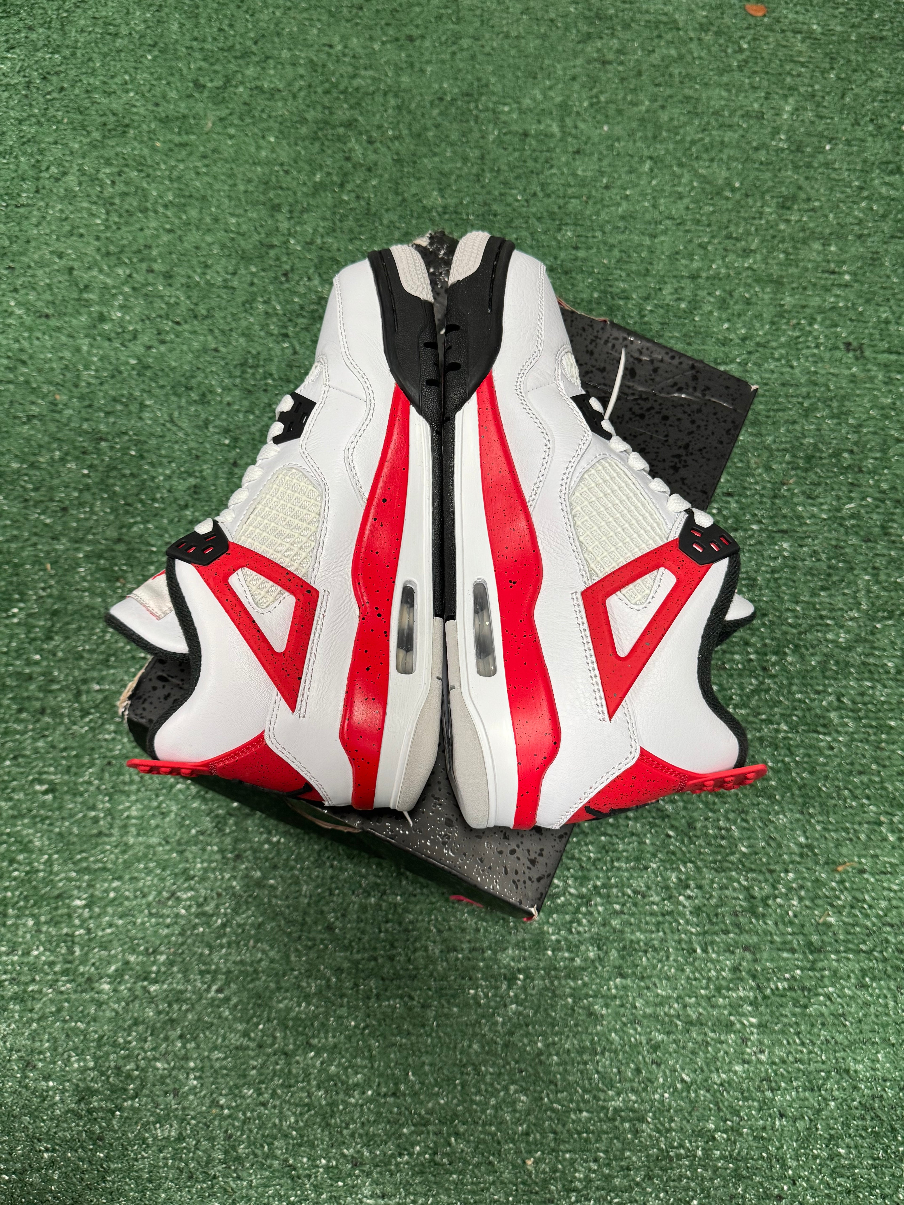 5y- Air Jordan 4 Retro Red Cement