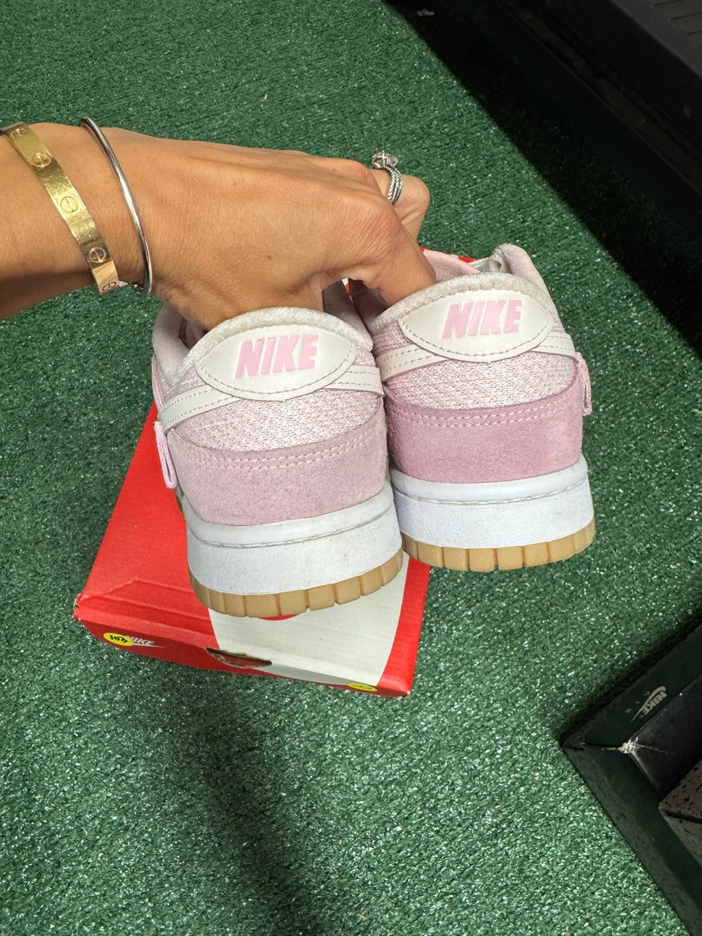 7.5w- Nike Dunk Low Teddy Bear
