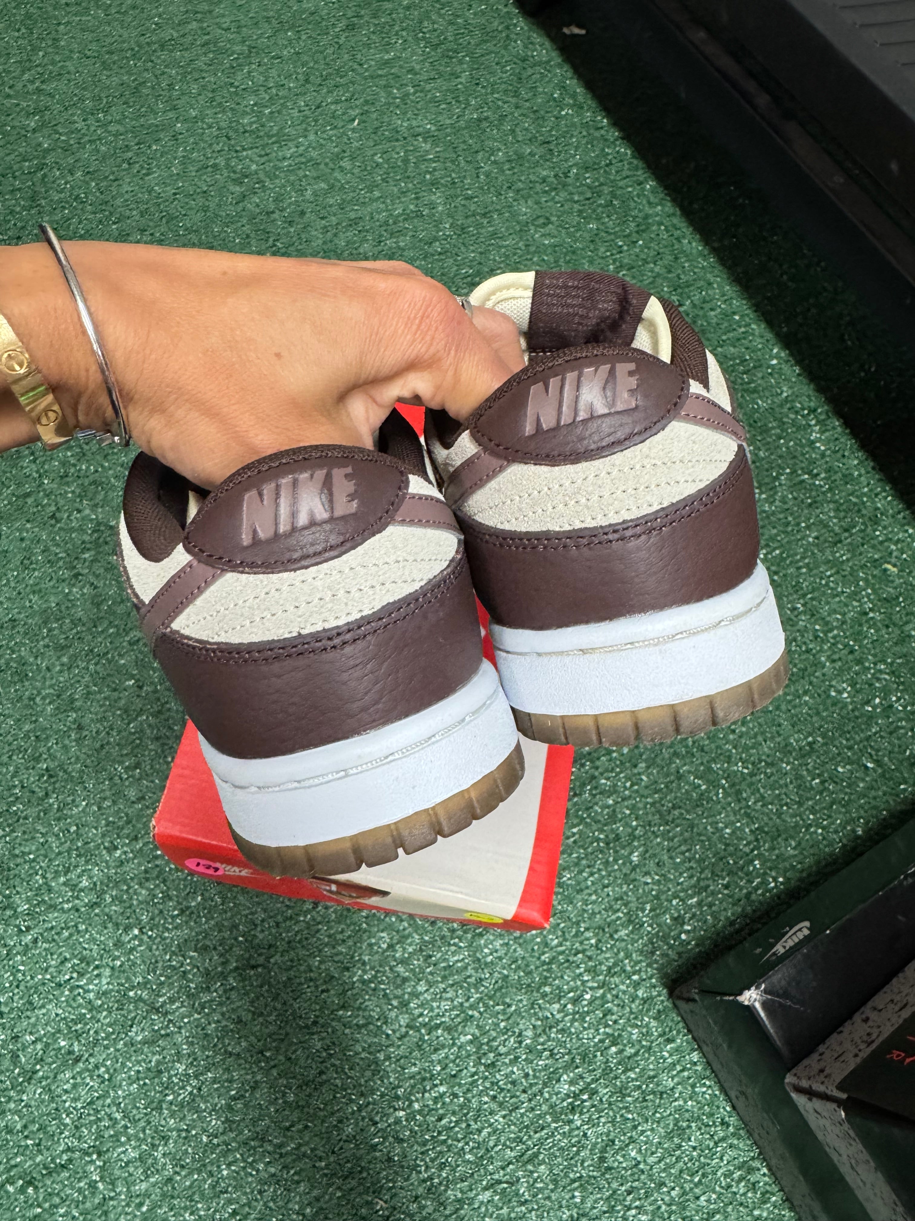 6.5w- Nike Dunk Low Plum Eclipse