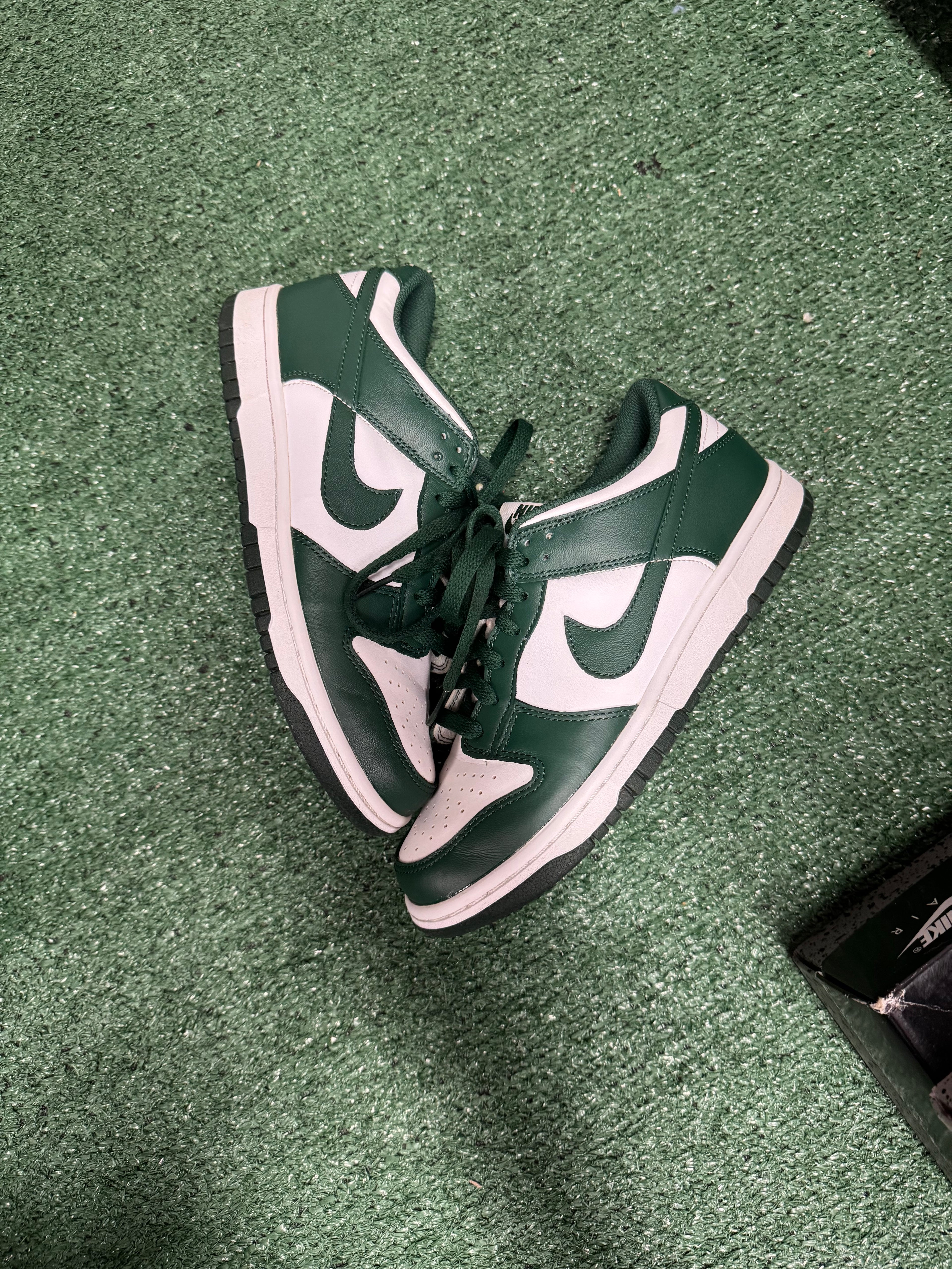 6y- Nike Dunk Low Michigan State