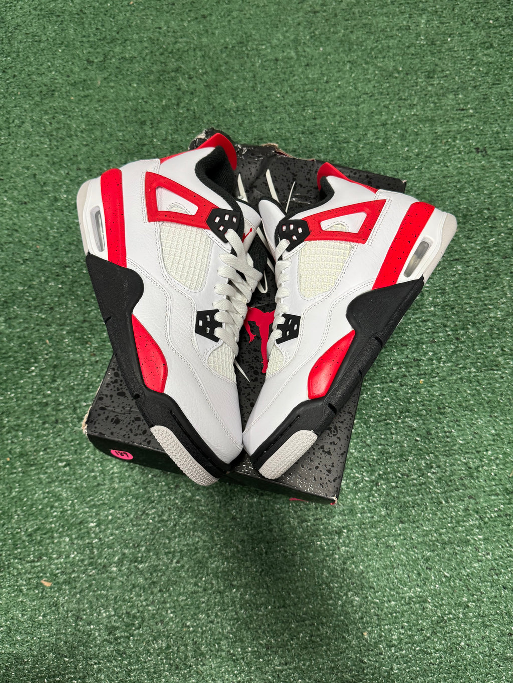 5y- Air Jordan 4 Retro Red Cement