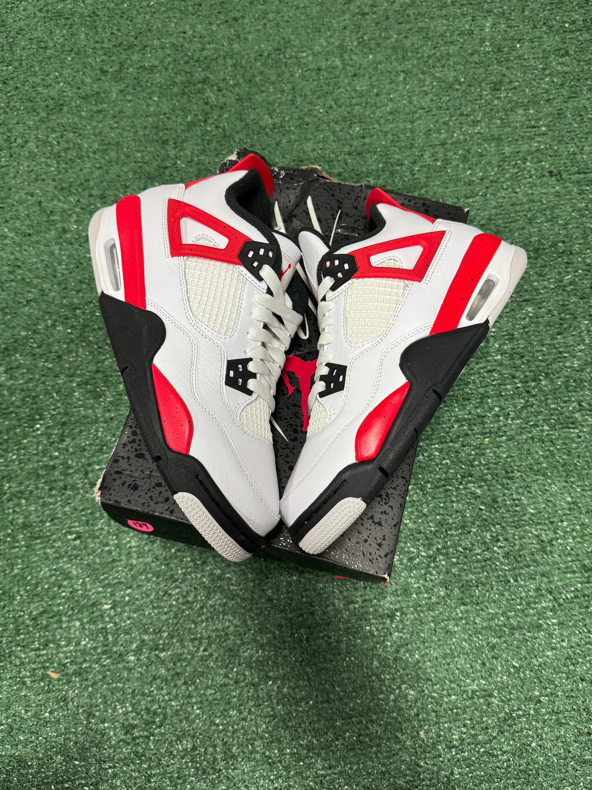 5y- Air Jordan 4 Retro Red Cement