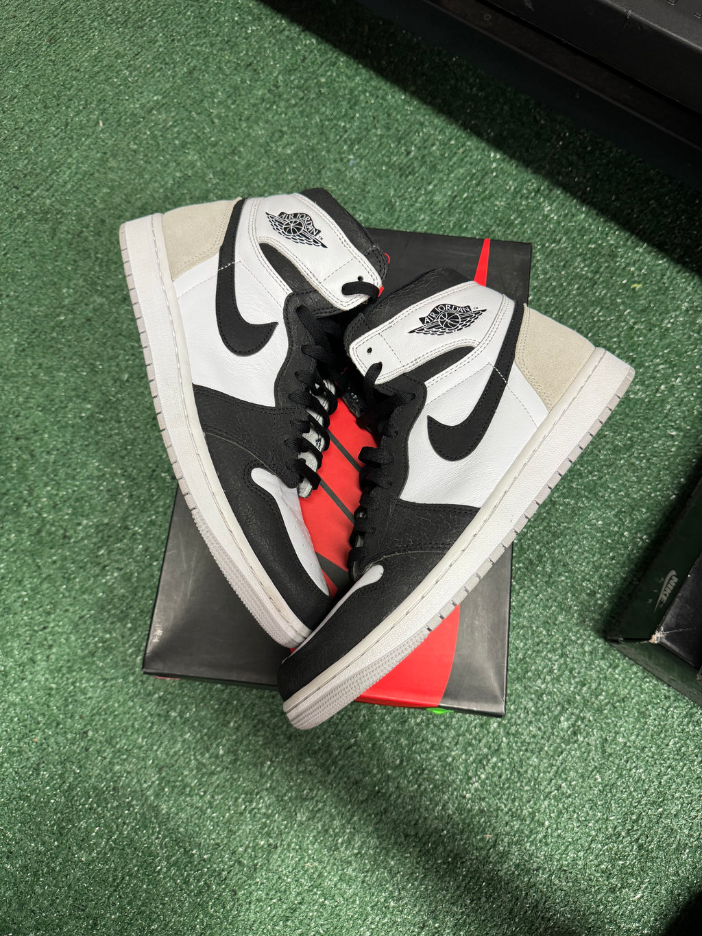 11.5m- Air Jordan 1 Retro High OG Stage Haze