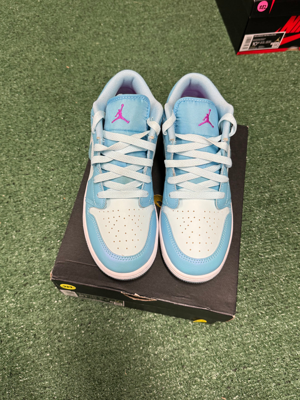 5.5y- Air Jordan 1 Low Aquarius Blue