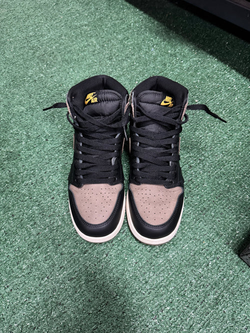6.5y- Air Jordan 1 Retro High OG Palomino