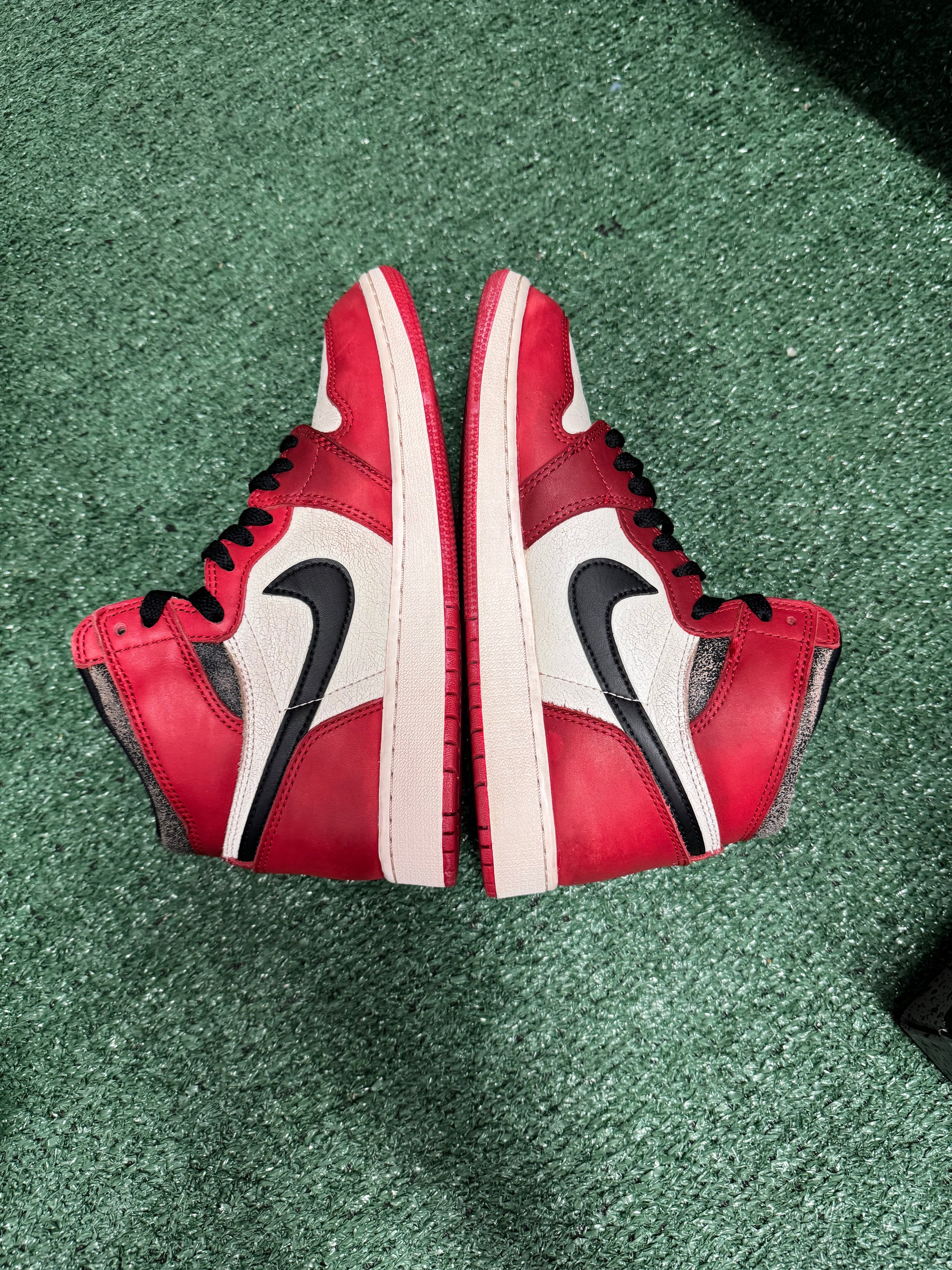 6.5y- Air Jordan 1 Retro High OG Lost & Found