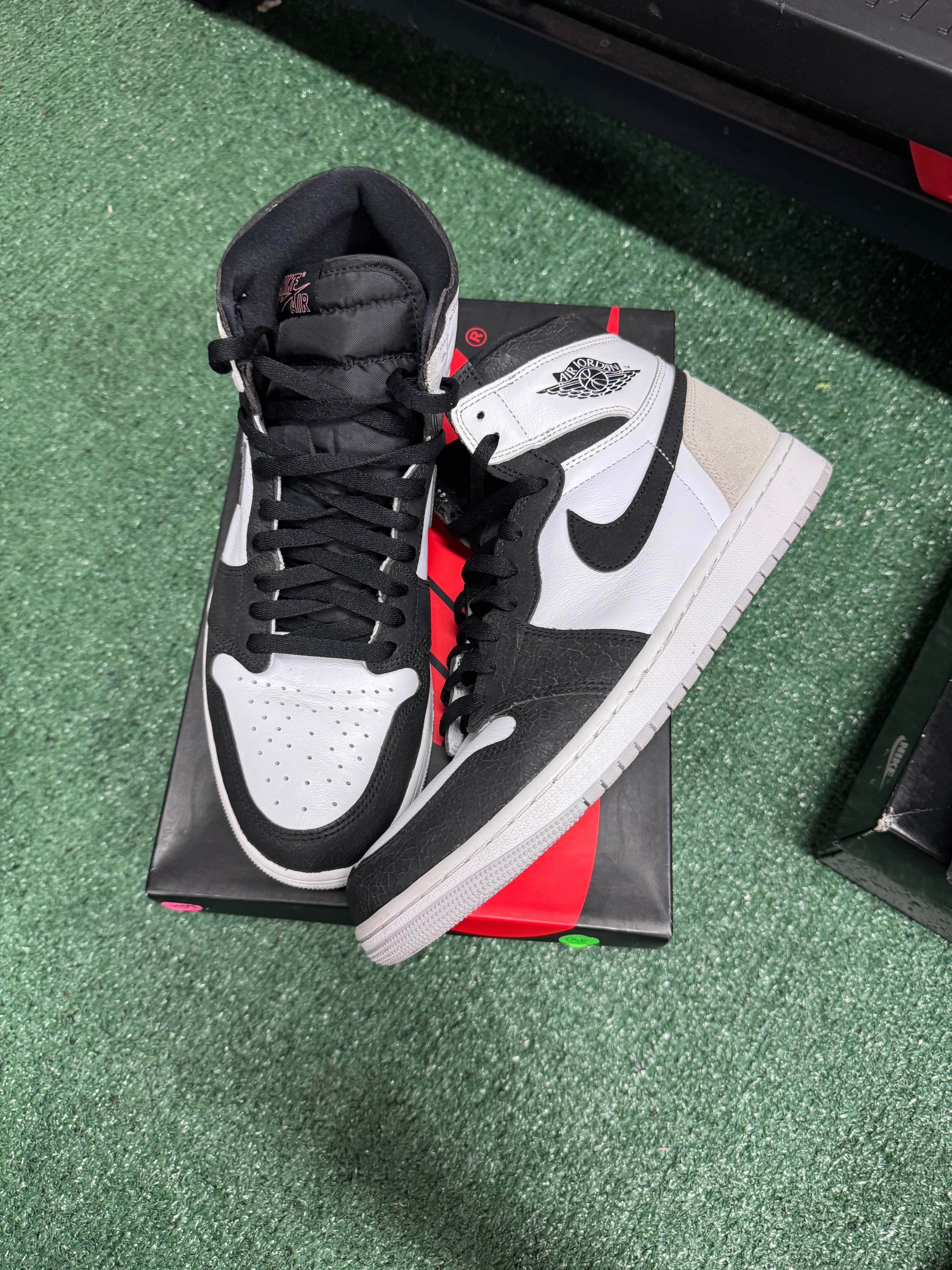 11.5m- Air Jordan 1 Retro High OG Stage Haze