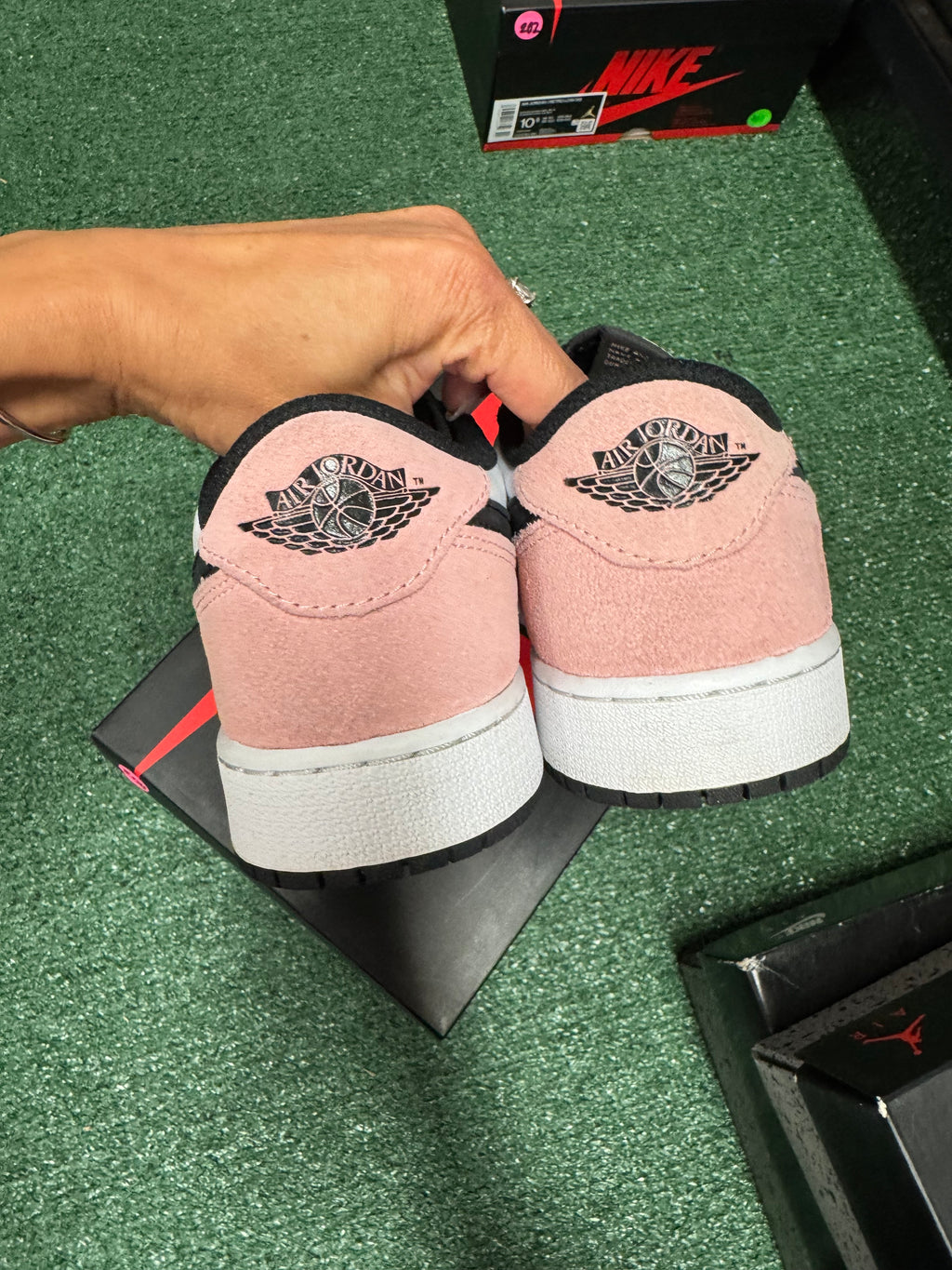 8m- Air Jordan 1 Low OG Bleached Coral