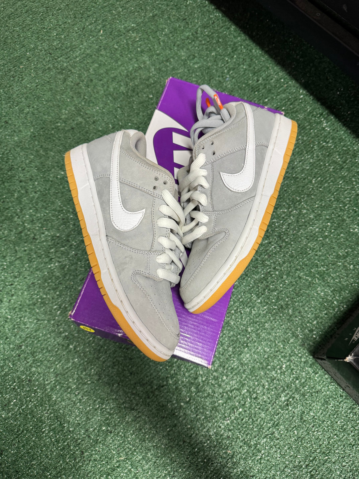 7m- Nike Dunk Low SB Grey Gum