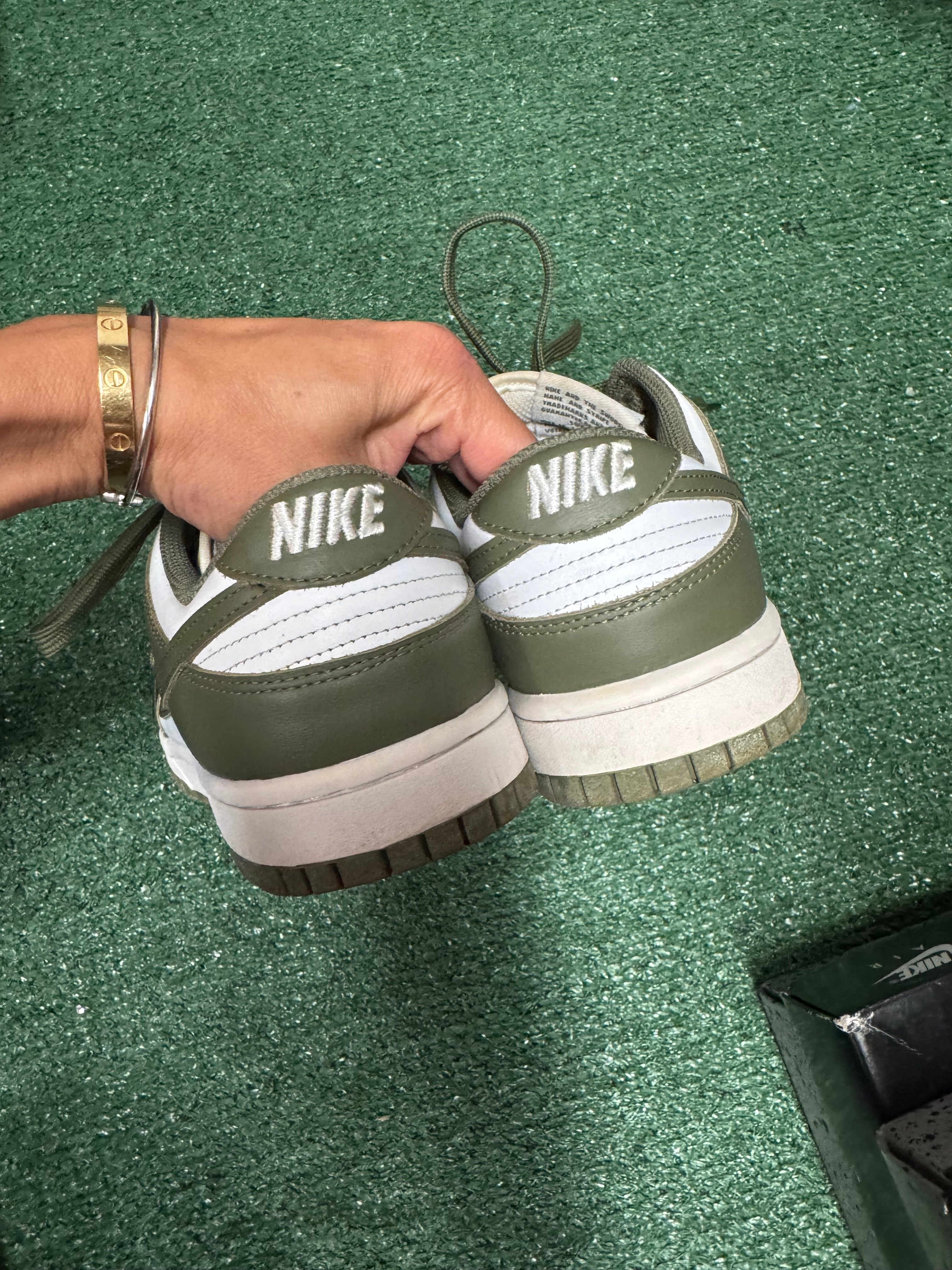 7.5w- Nike Dunk Low Olive