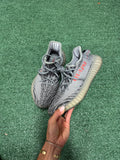 6m- Yeezy Boost 350 V2 Beluga 2.0