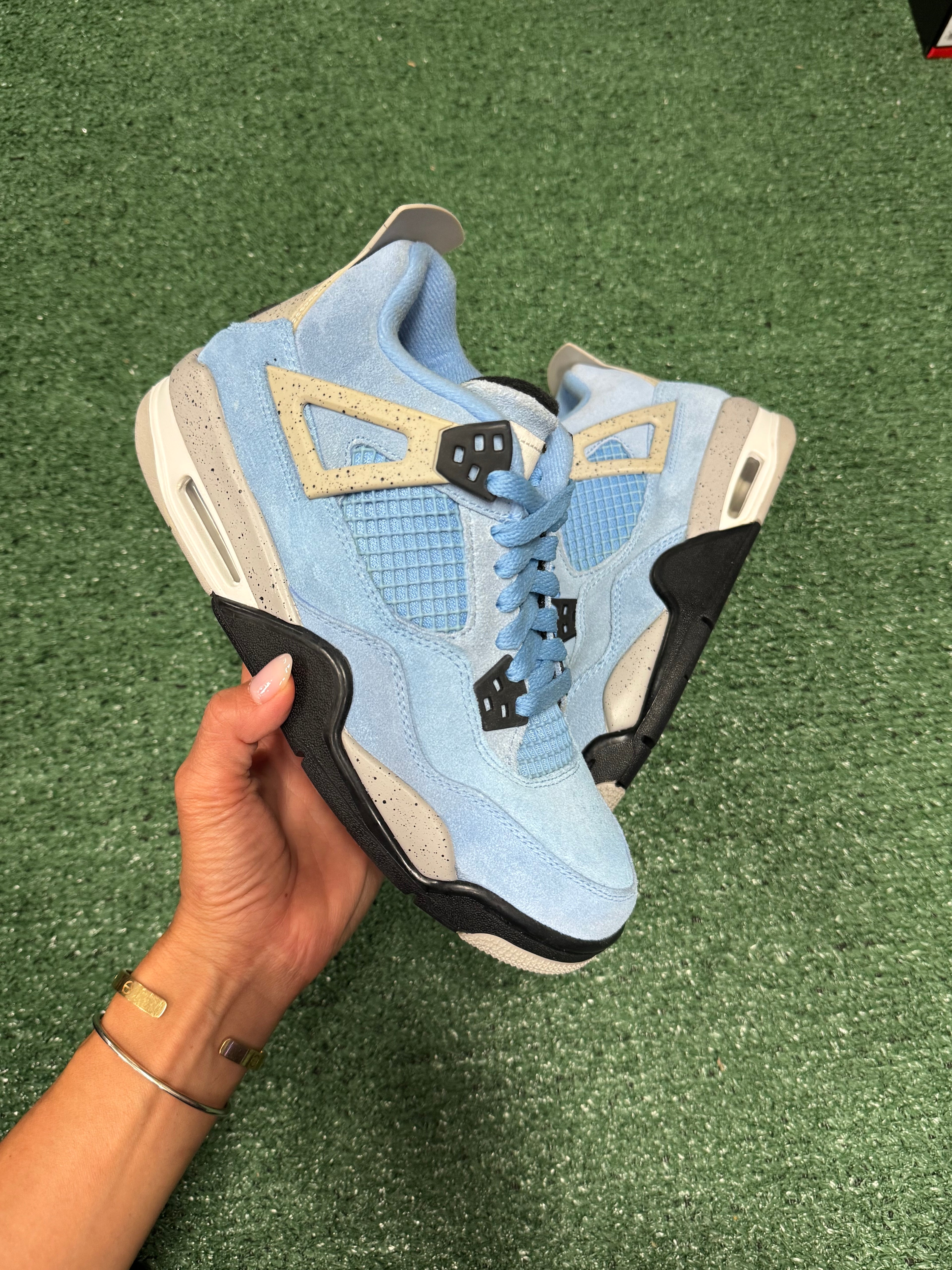 6y- Air Jordan 4 Retro UNC