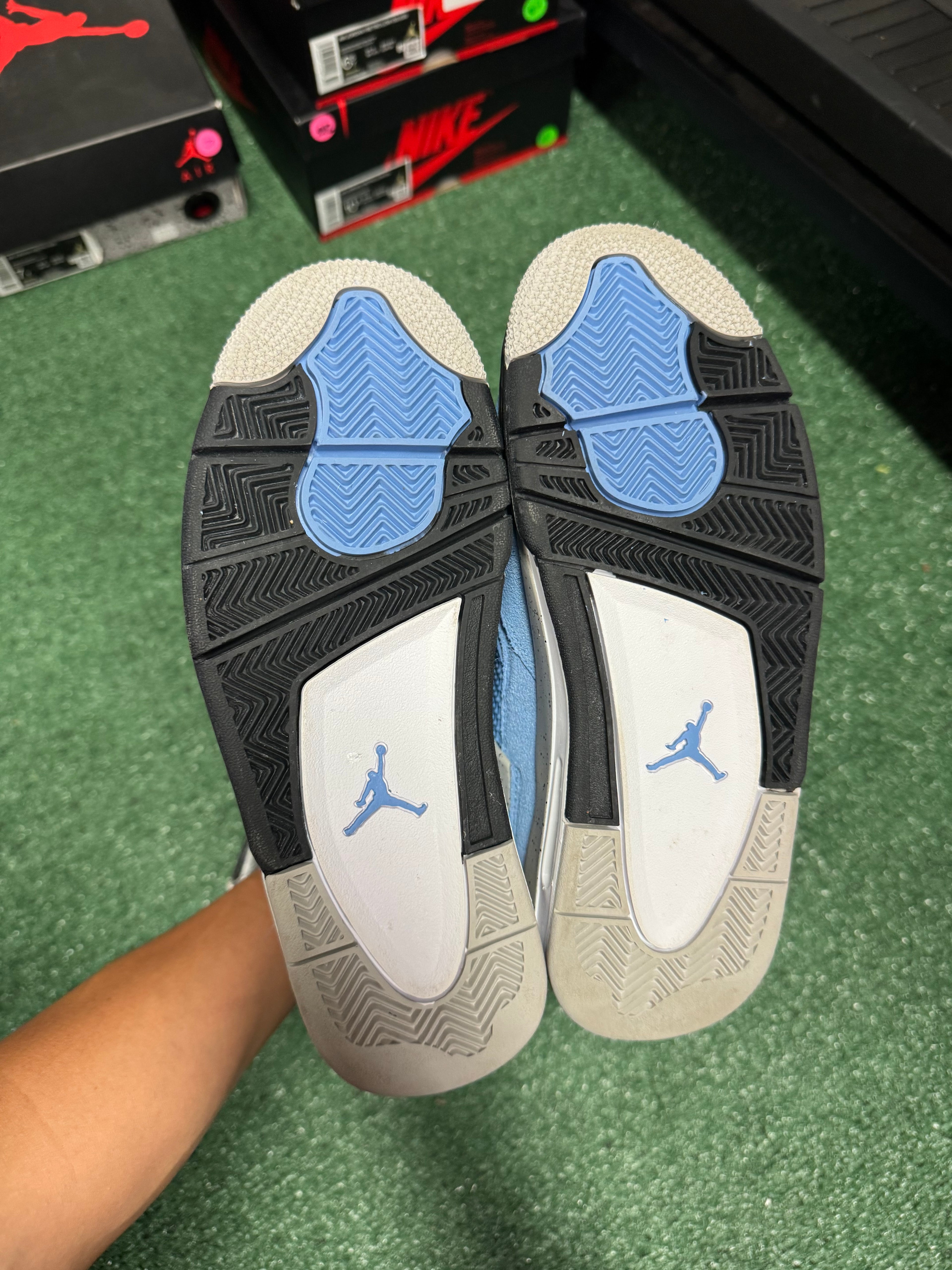 6.5y- Air Jordan 4 Retro UNC