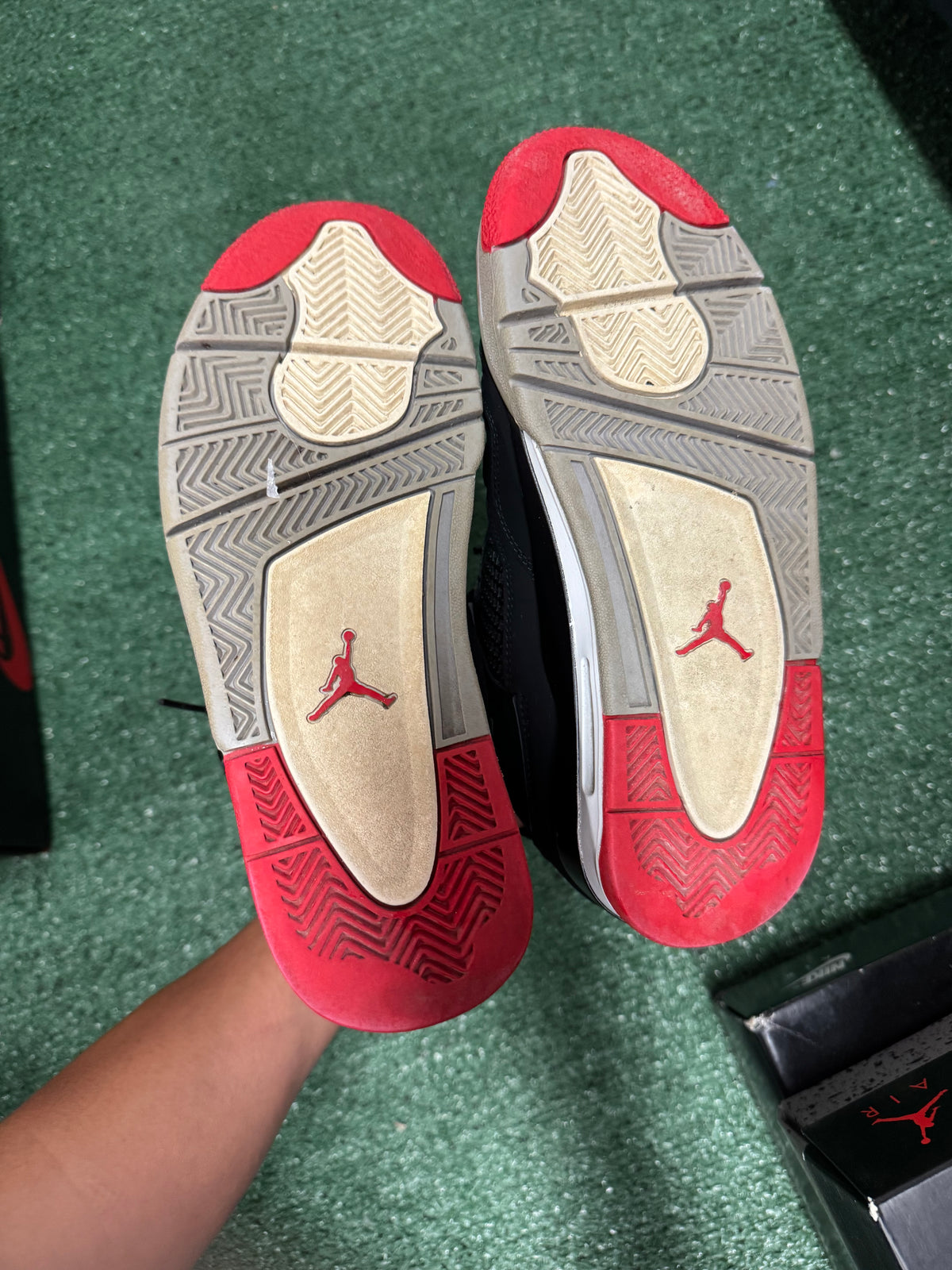 6y- Air Jordan 4 Retro Bred 2019