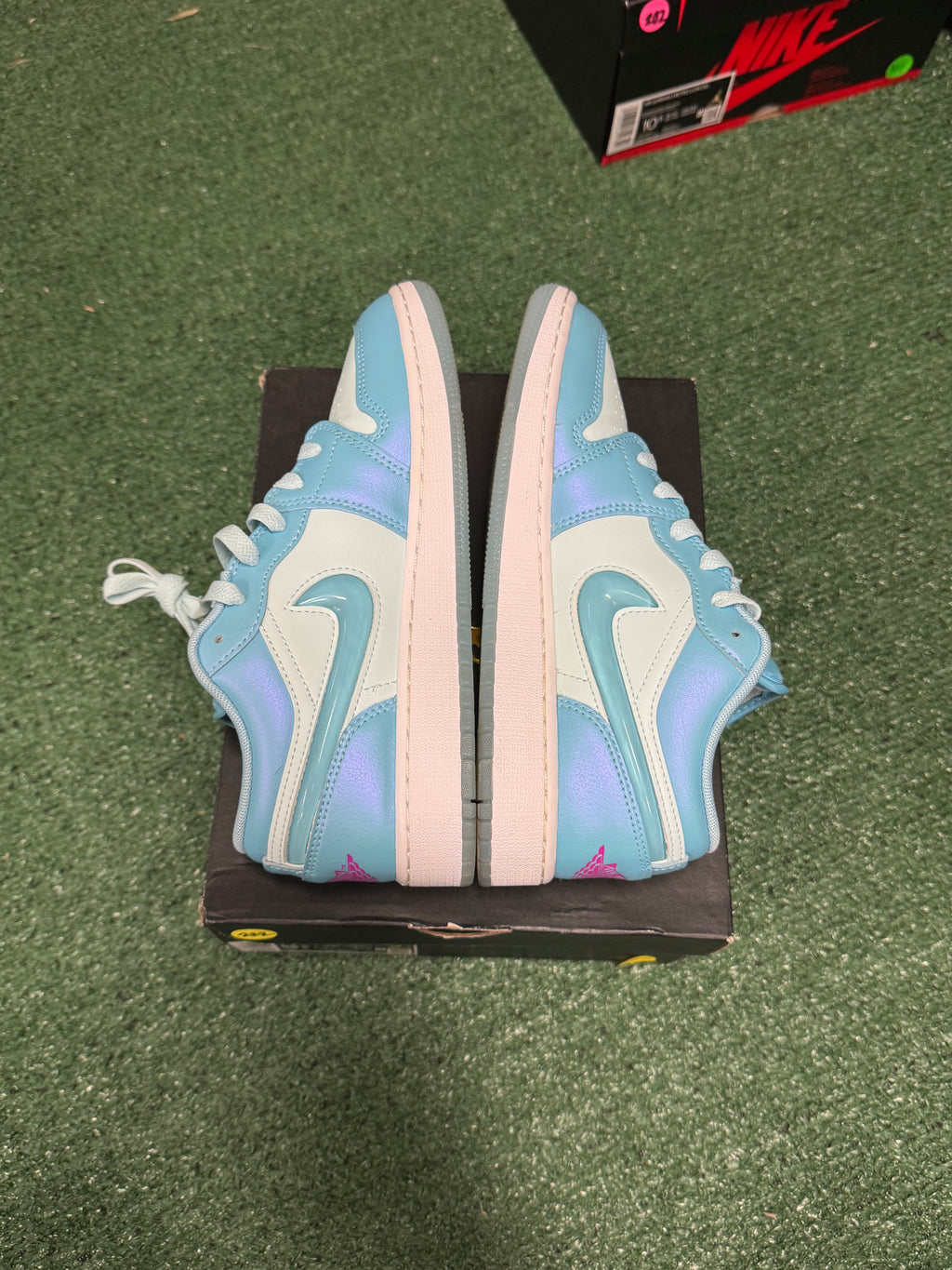 5.5y- Air Jordan 1 Low Aquarius Blue
