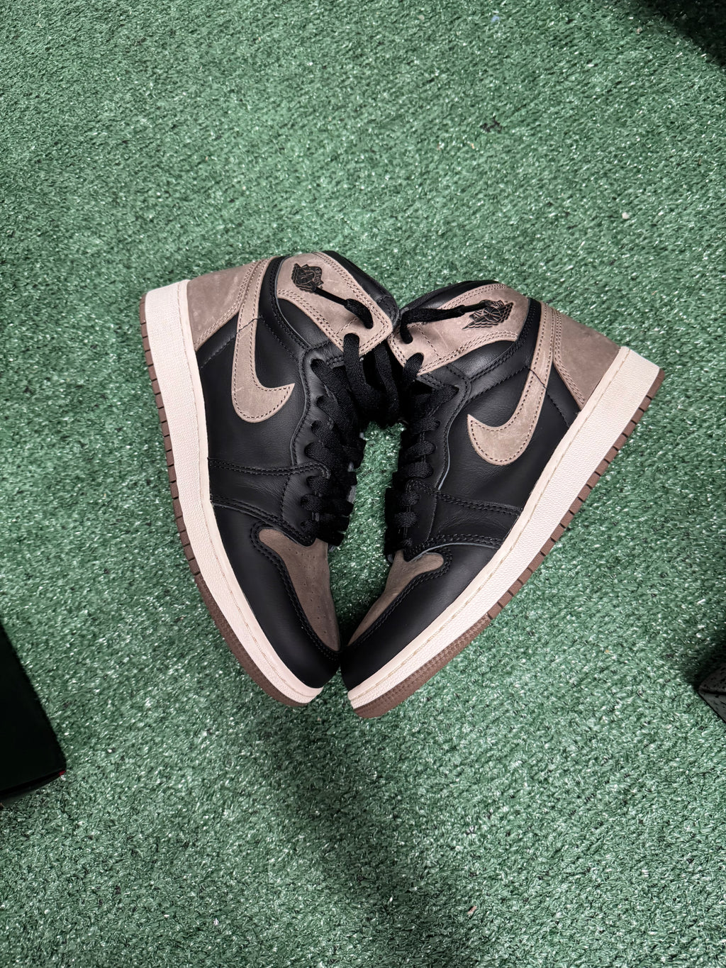 6.5y- Air Jordan 1 Retro High OG Palomino