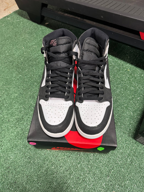 11.5m- Air Jordan 1 Retro High OG Stage Haze