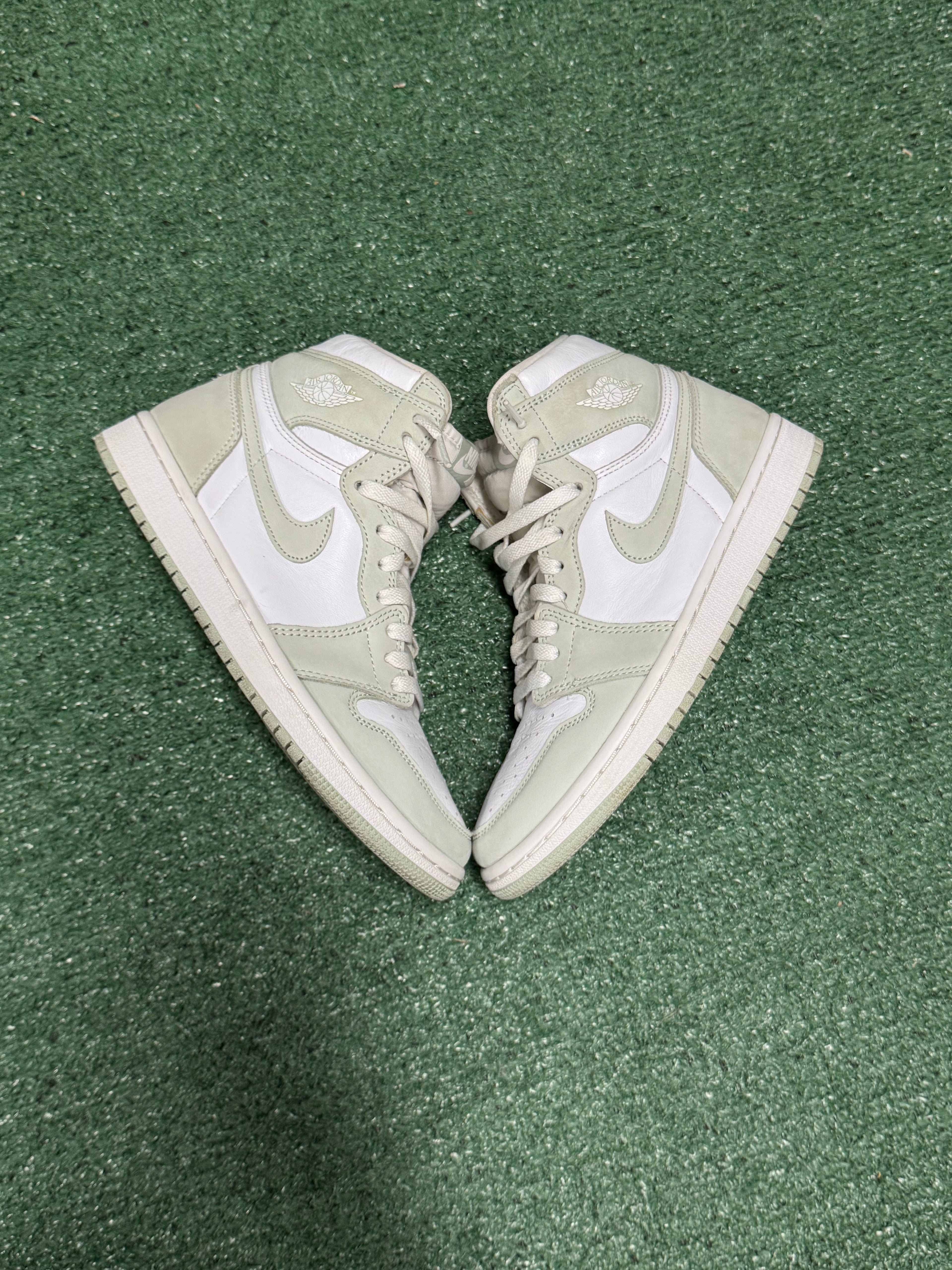 ⭐Air Jordan 1 Retro High OG Seafoam Green