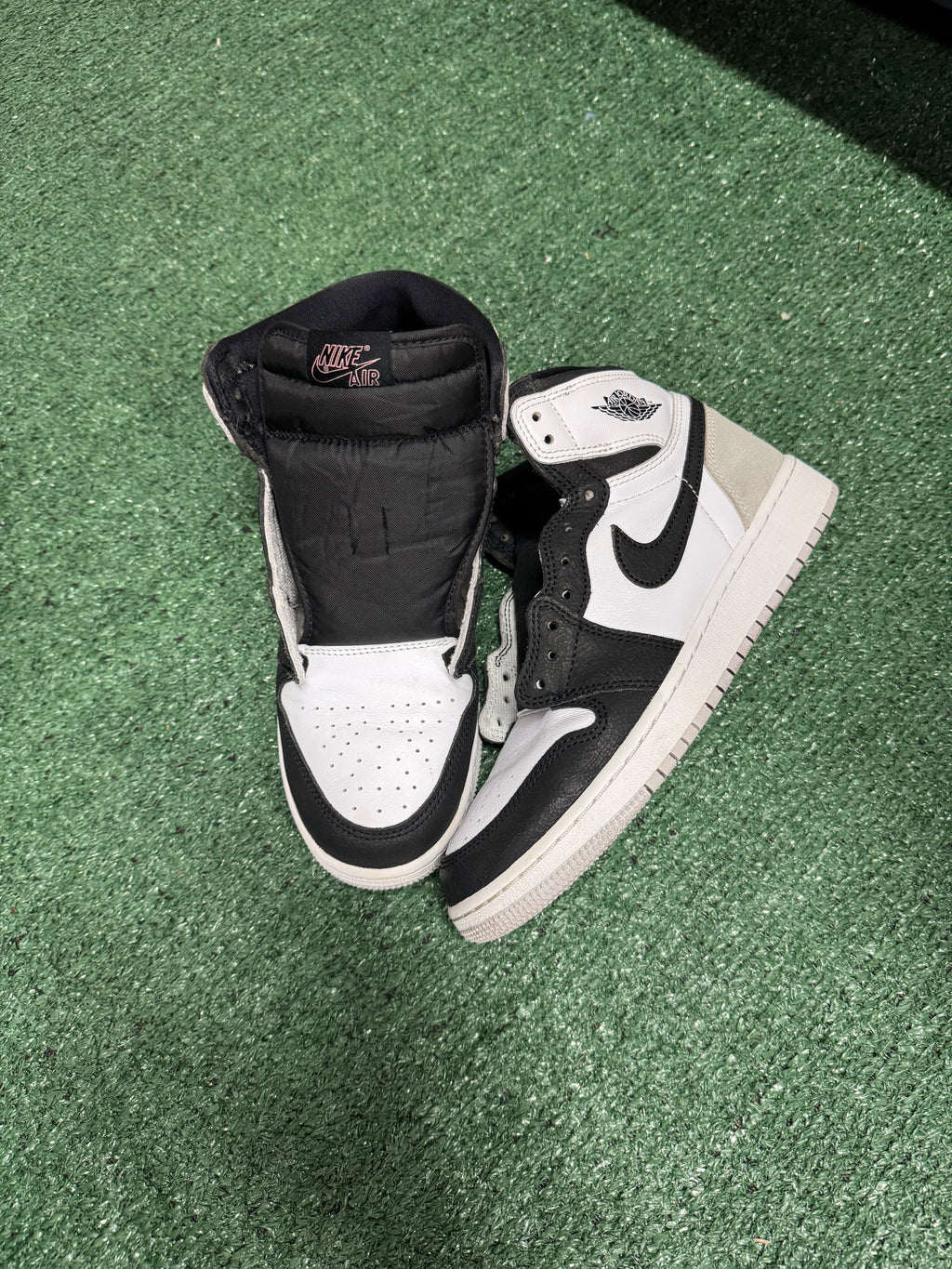 6.5y- Air Jordan 1 Retro High OG Stage Haze
