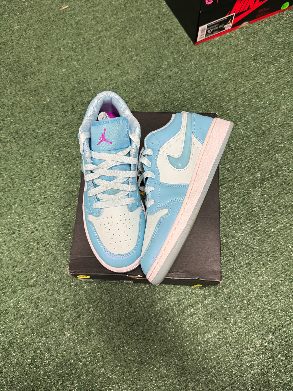 5.5y- Air Jordan 1 Low Aquarius Blue