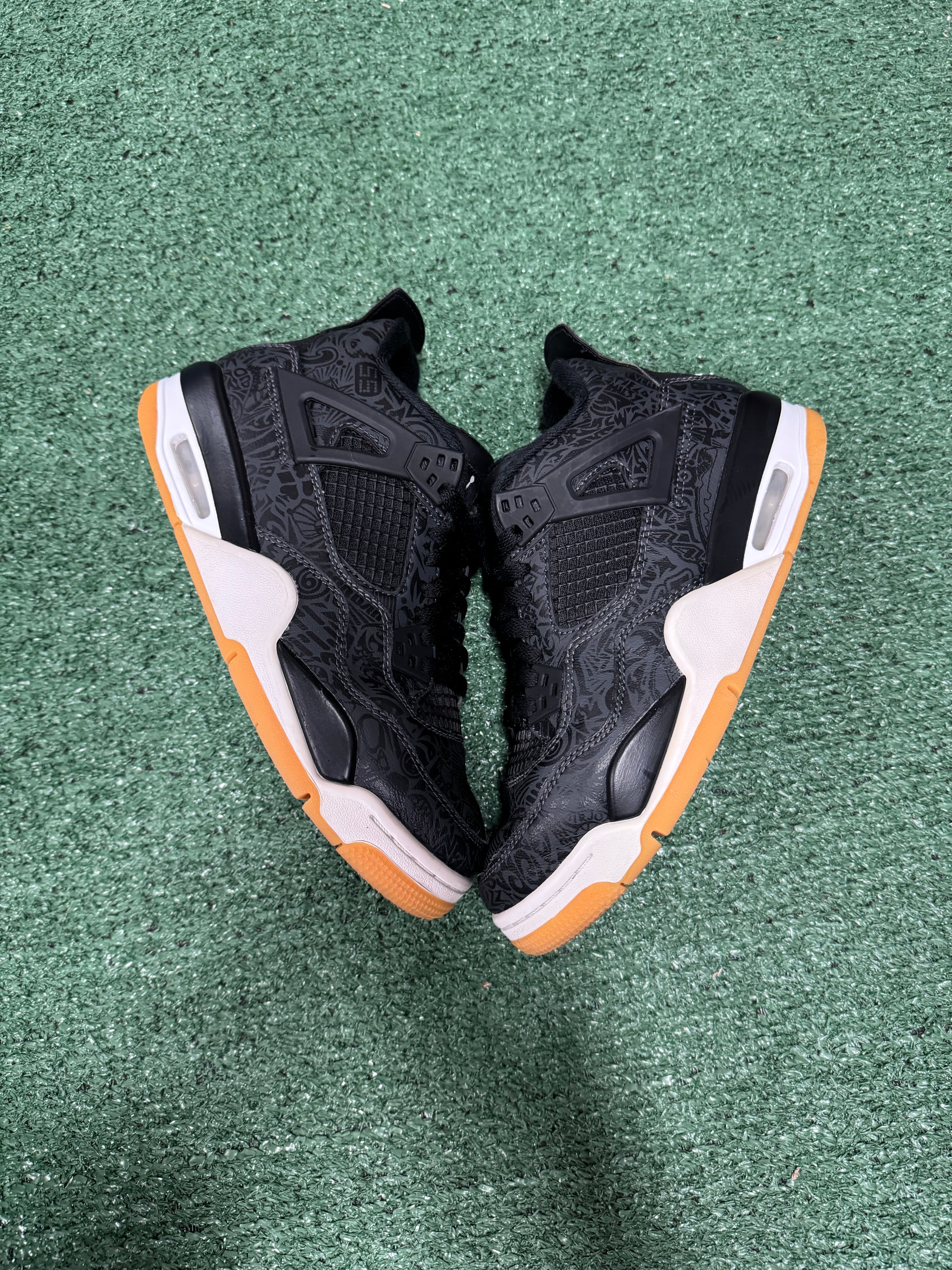 6.5y- Air Jordan 4 Retro Black Laser
