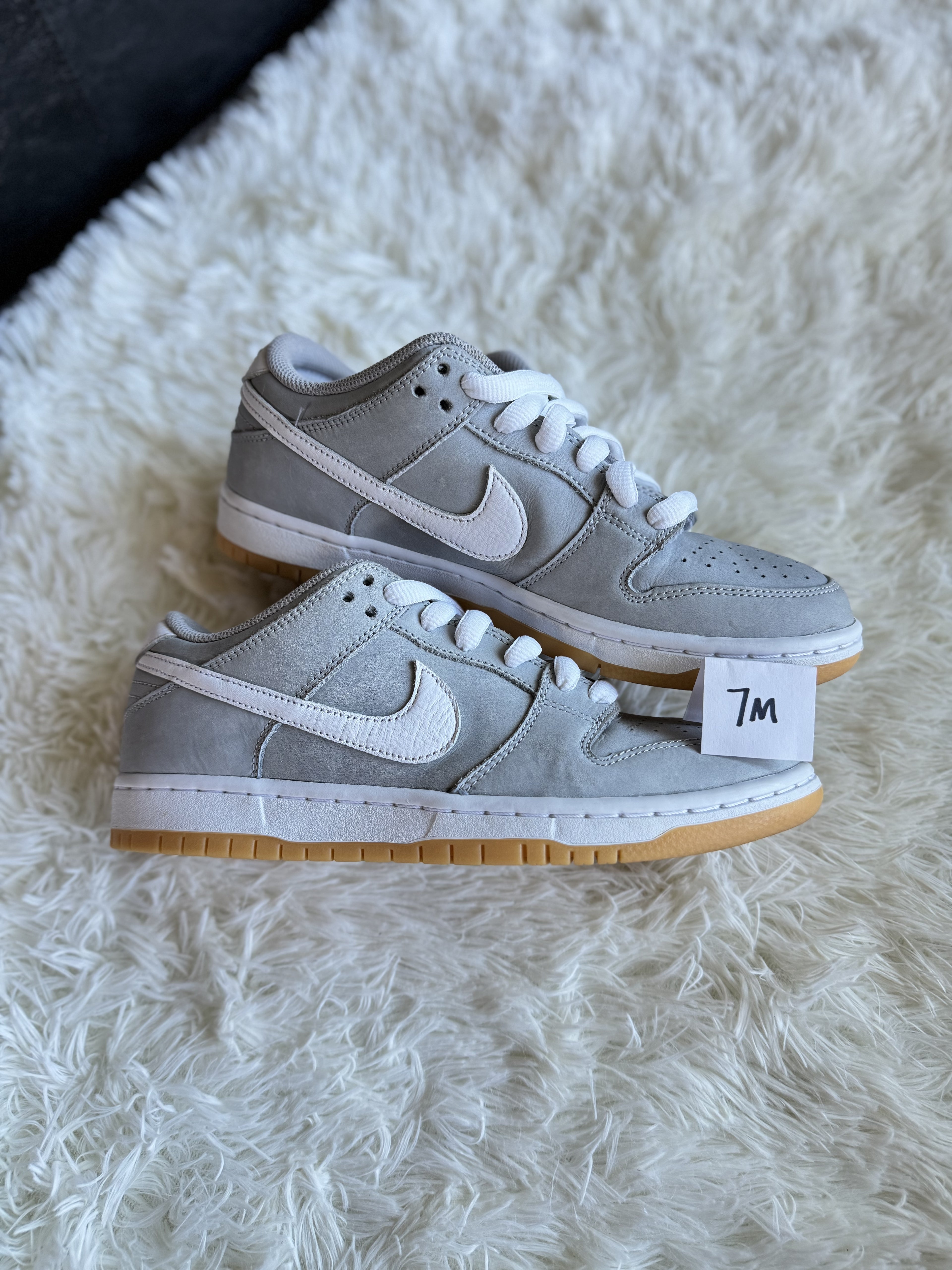 Nike Dunk Low SB Grey Gum *