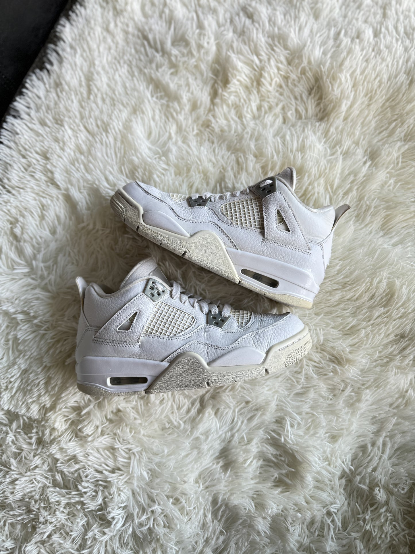 Air Jordan 4 Retro Pure Money