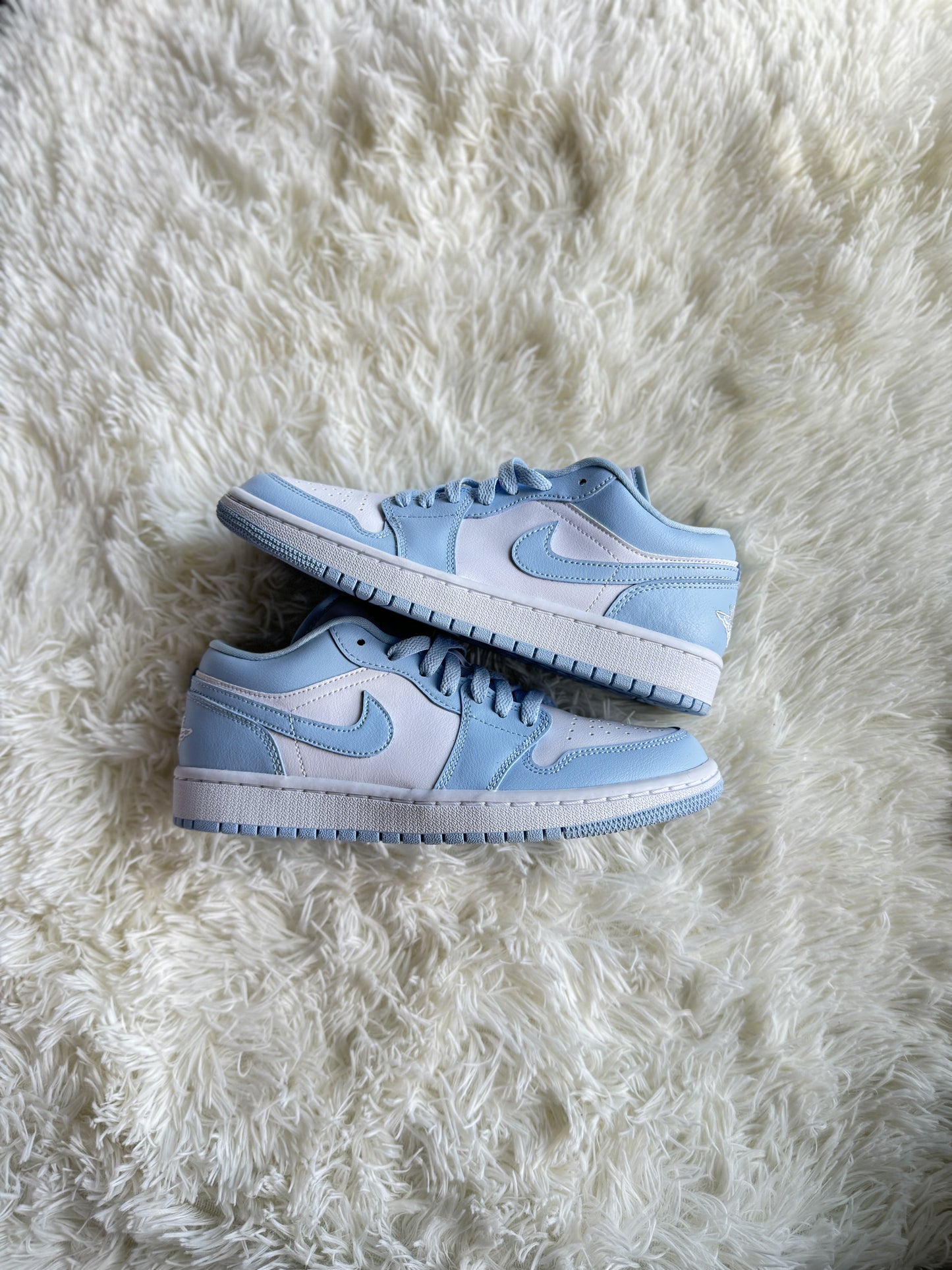 Air Jordan 1 Low Ice Blue