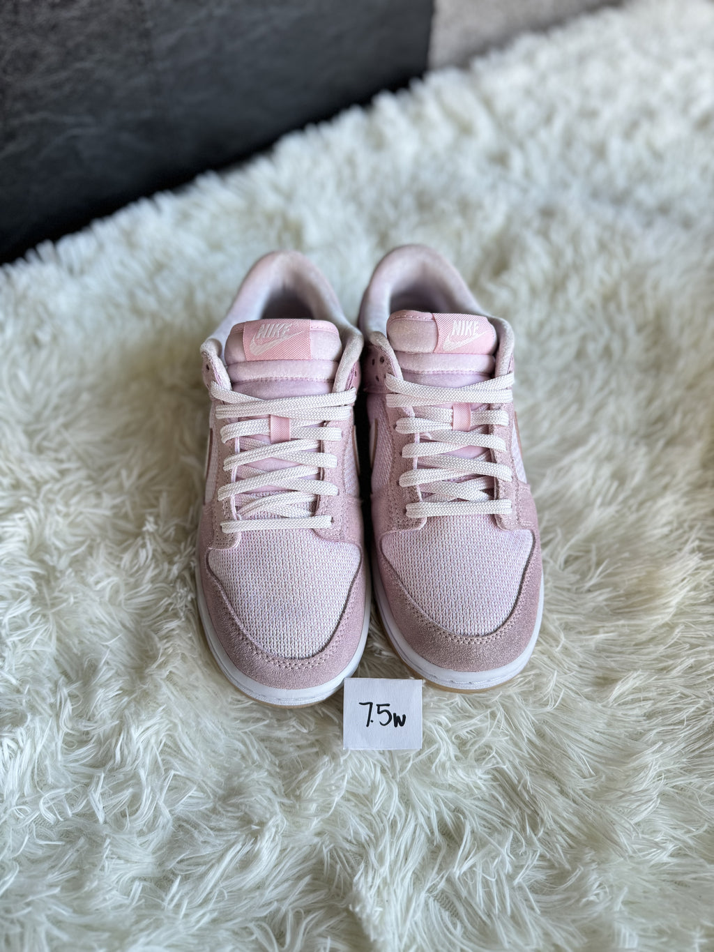 Nike Dunk Low SE Teddy Bear *
