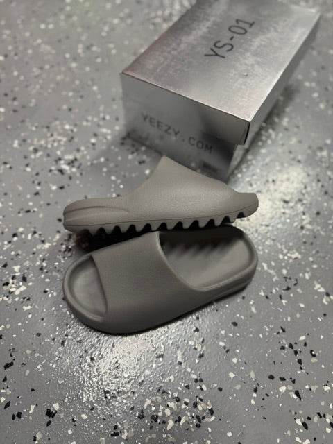 Yeezy YS-01 Slides Grey