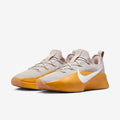 Nike Le Bron TR Gold Cream