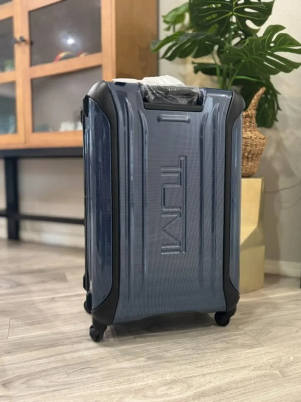 TUMI 30" Vapor International Suitcase- Blue