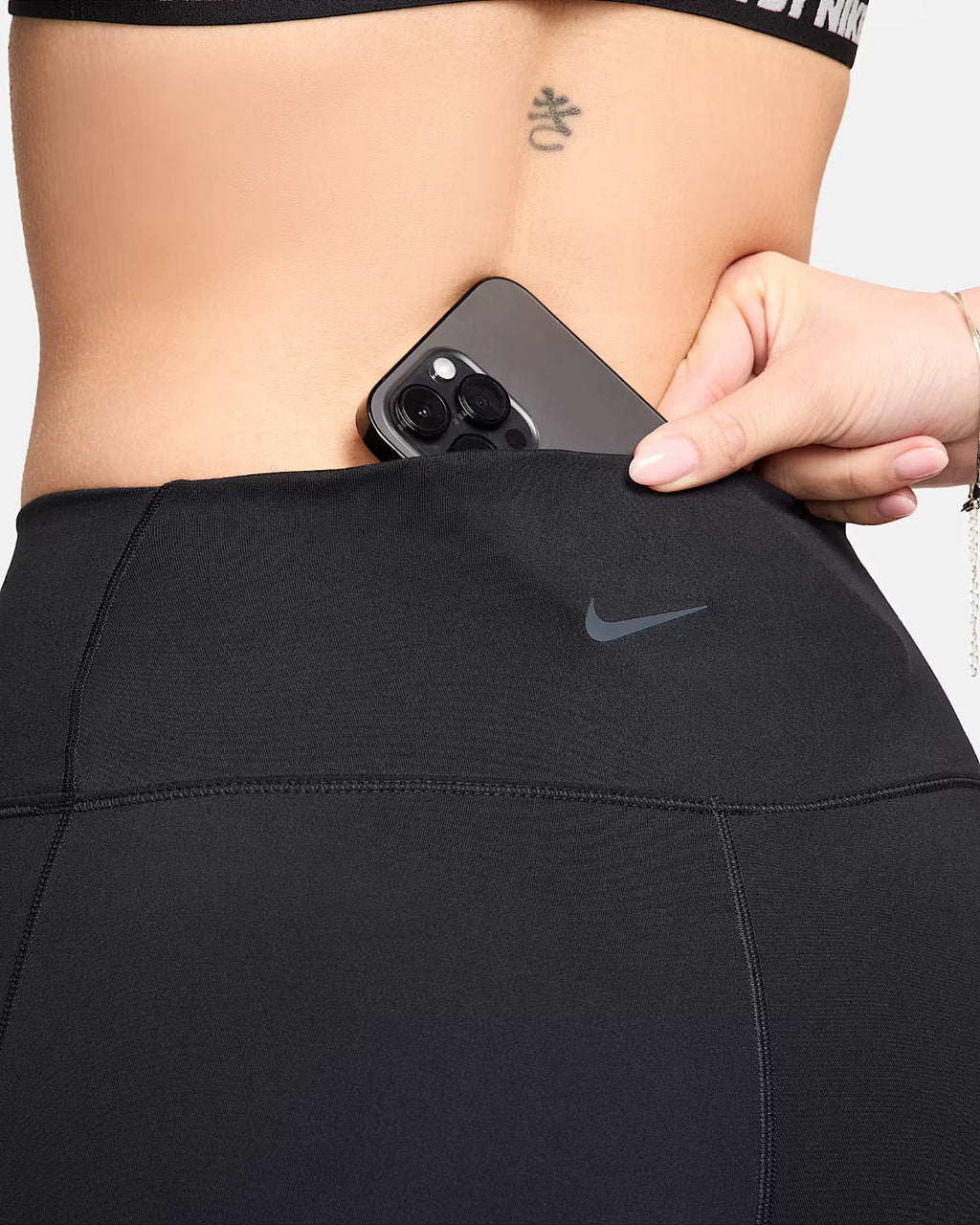 Nike Dri-Fit 8" High-Waisted Biker Shorts